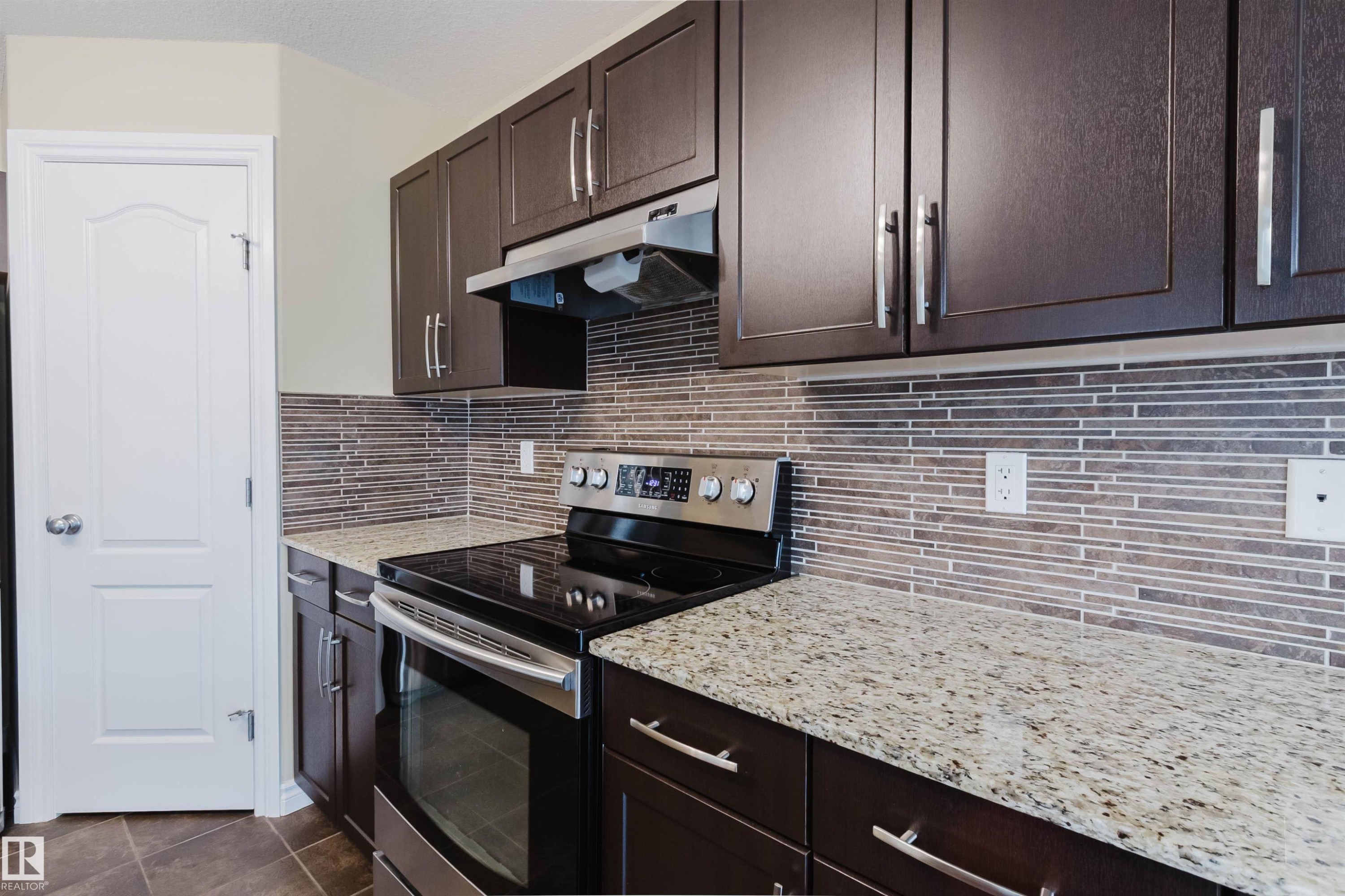 1908 Hammond Place Nw, Edmonton, AB