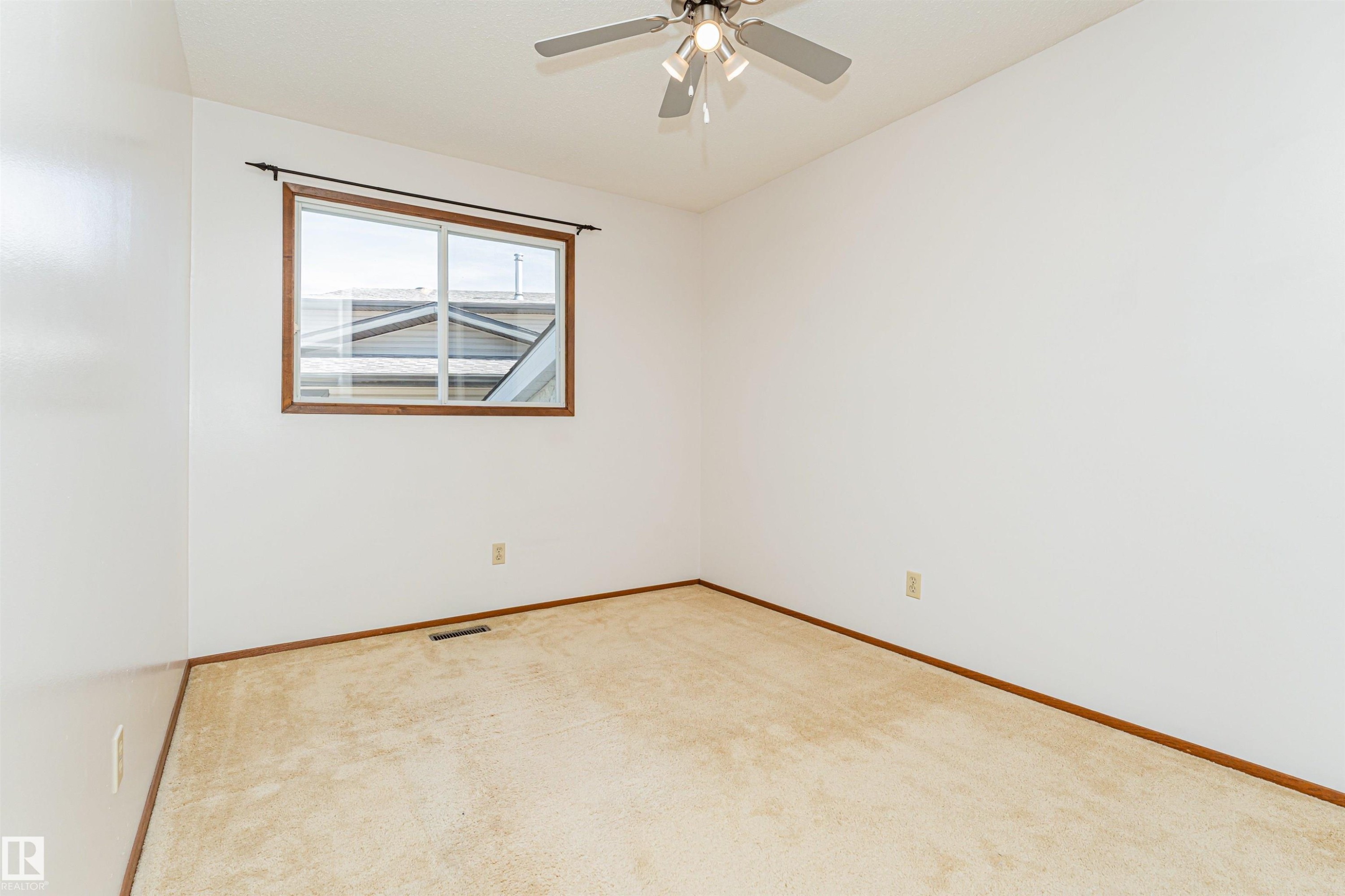 10530 173A Avenue Nw, Edmonton, AB