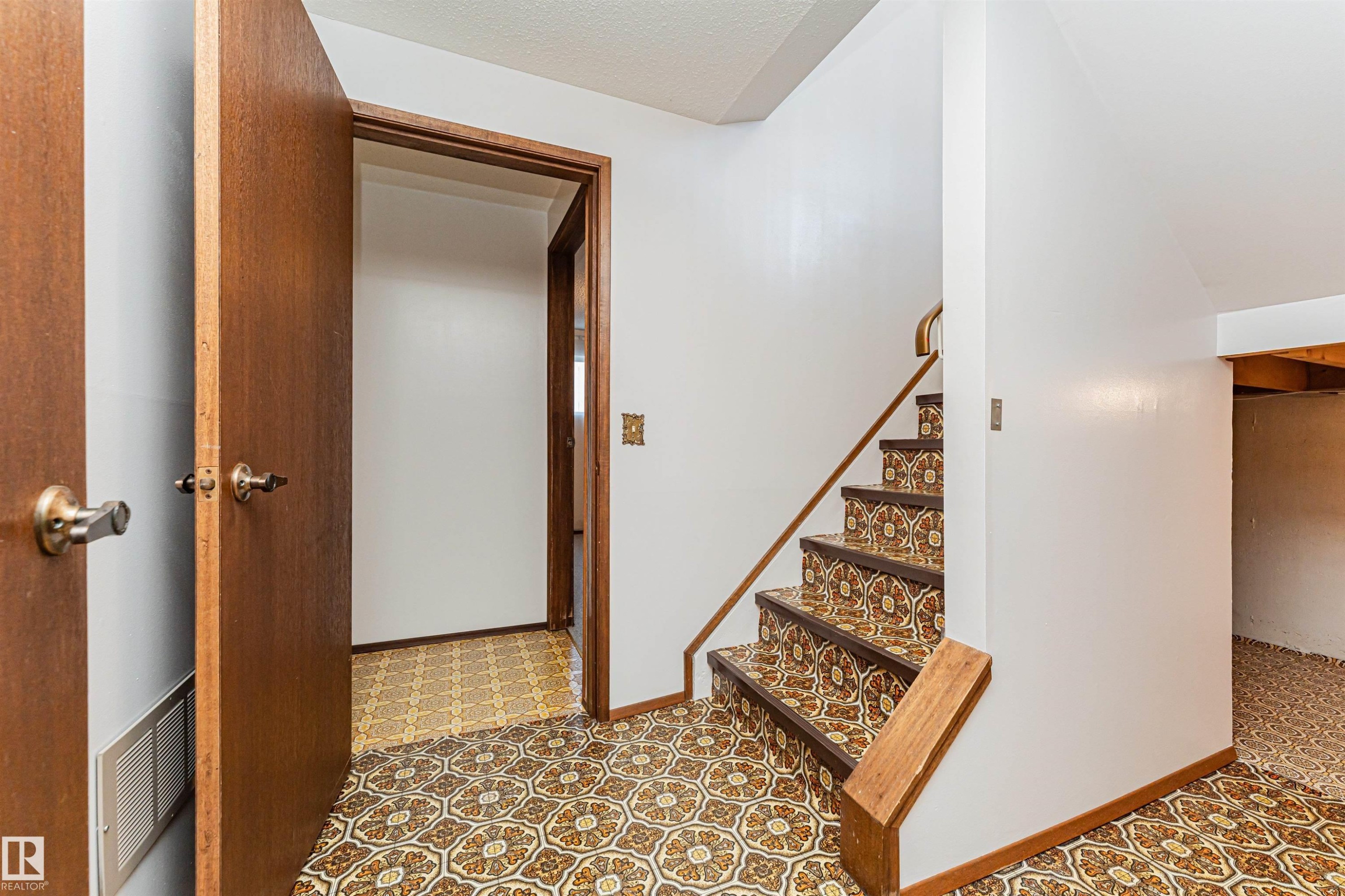 10530 173A Avenue Nw, Edmonton, AB