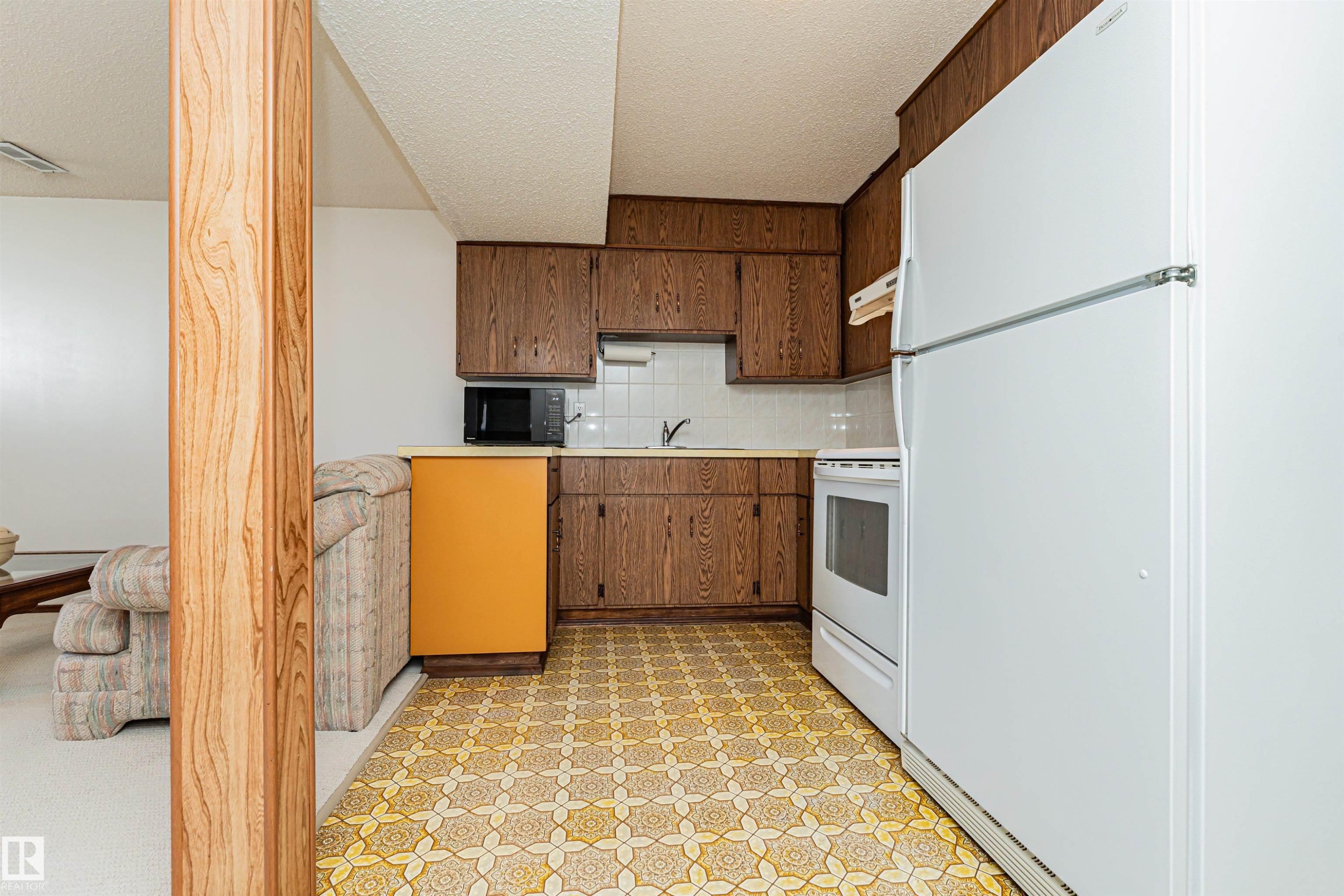 10530 173A Avenue Nw, Edmonton, AB
