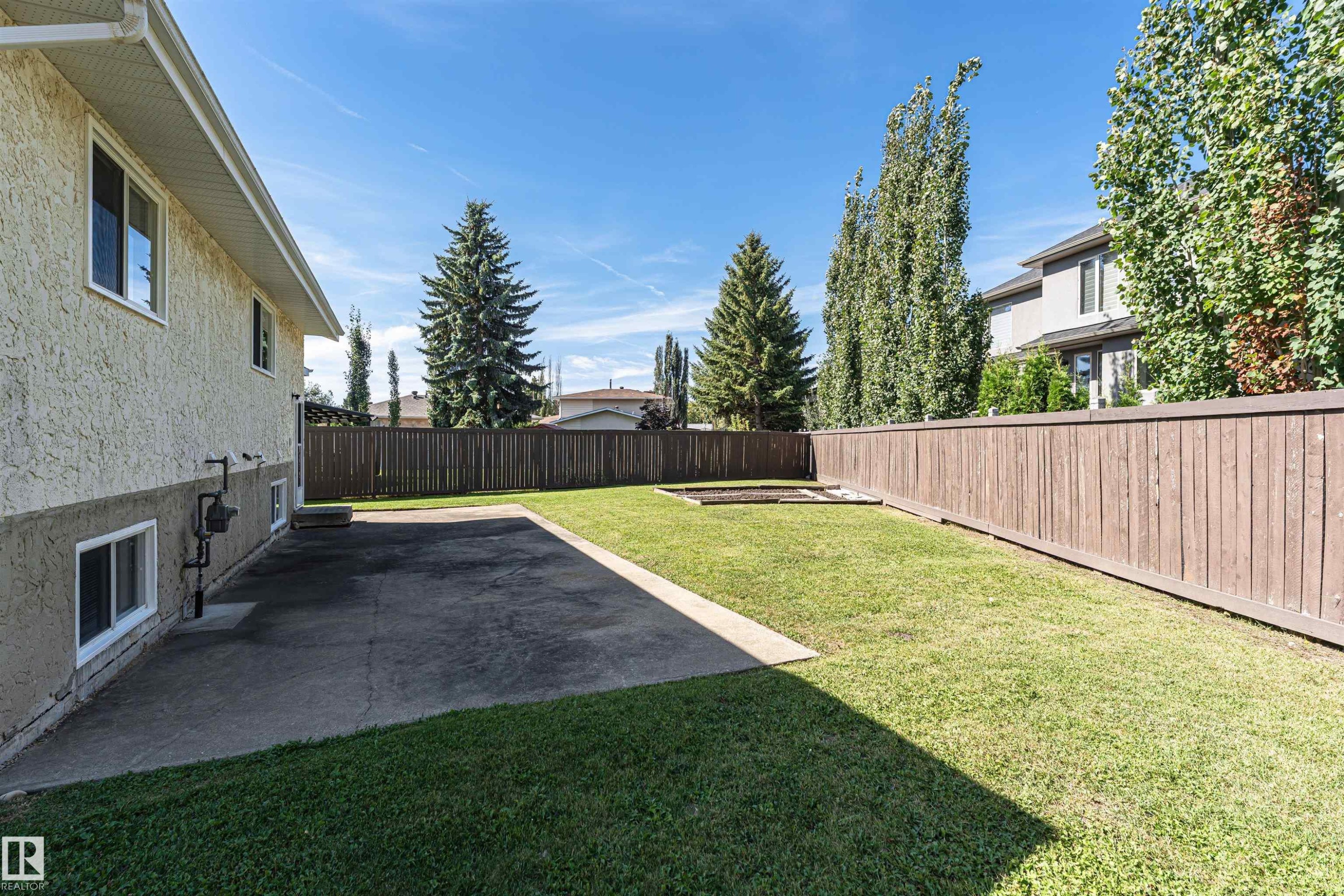 10530 173A Avenue Nw, Edmonton, AB