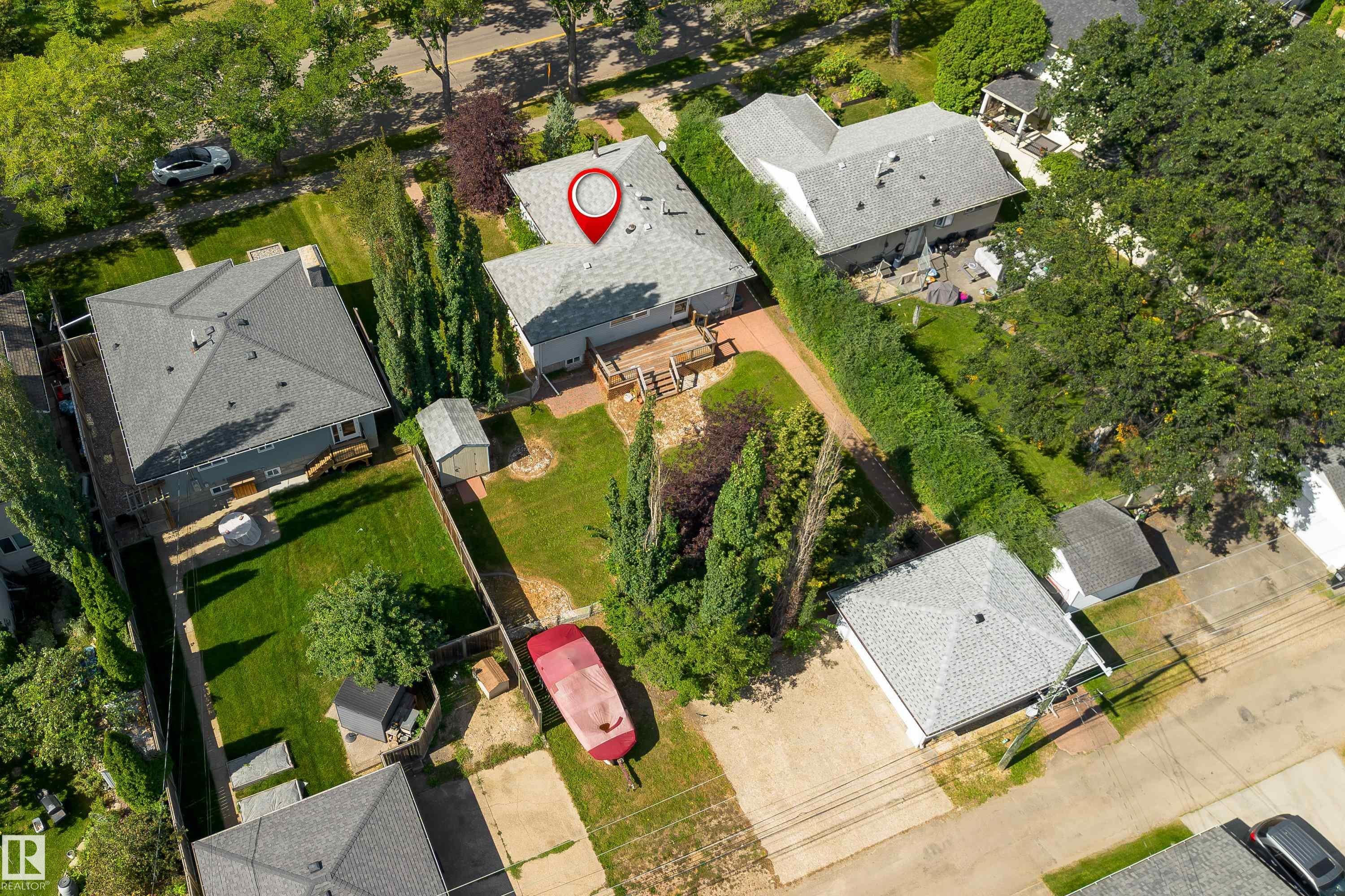 9457 79 Street Nw, Edmonton, AB