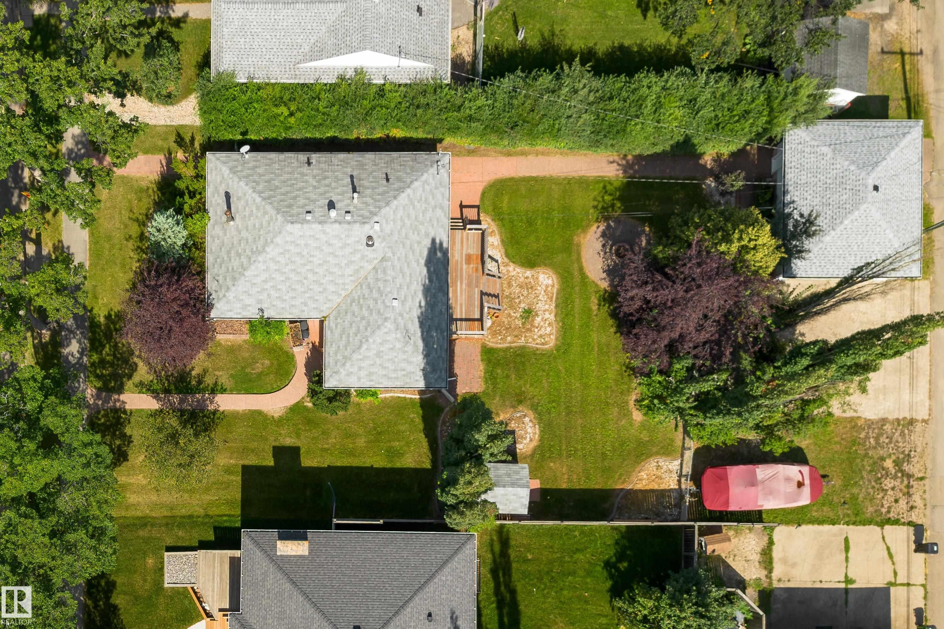9457 79 Street Nw, Edmonton, AB