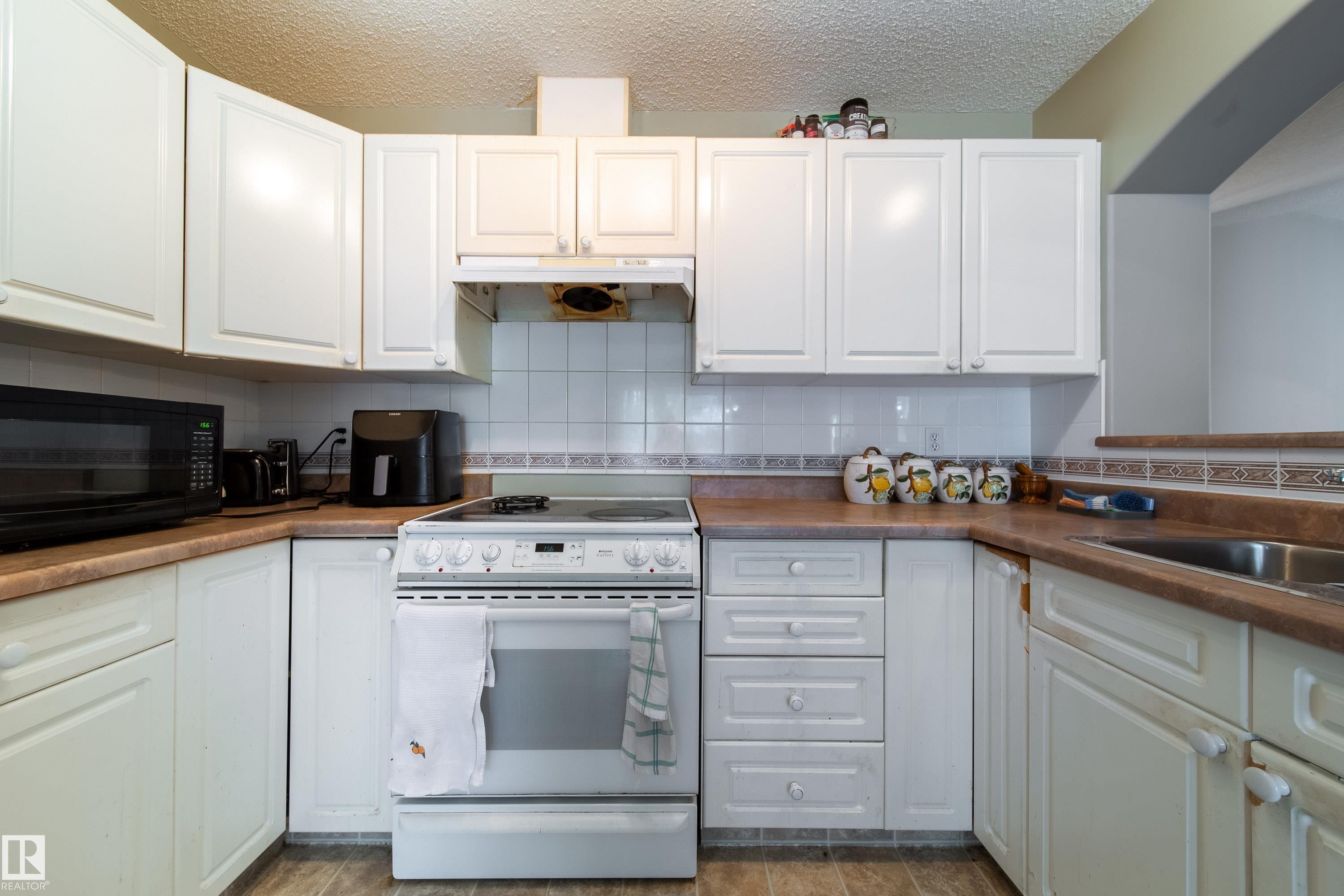 1283 Carter Crest Road Nw, Edmonton, AB