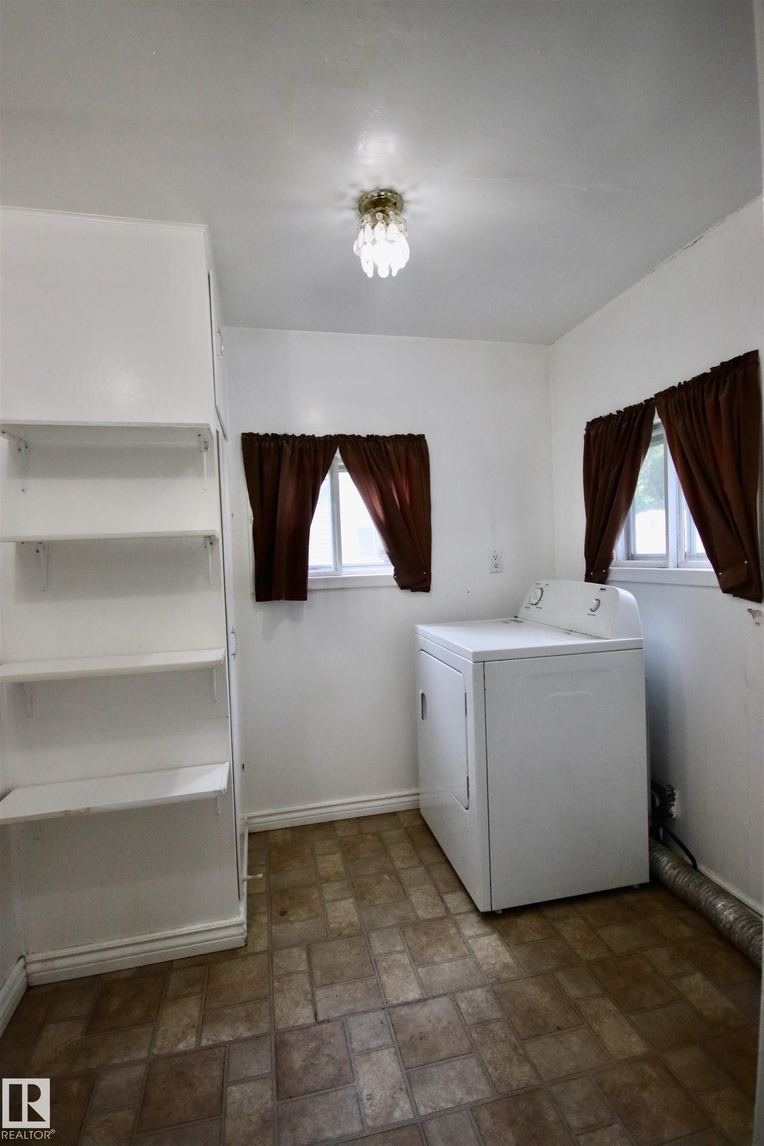12936 115 Street Nw, Edmonton, AB