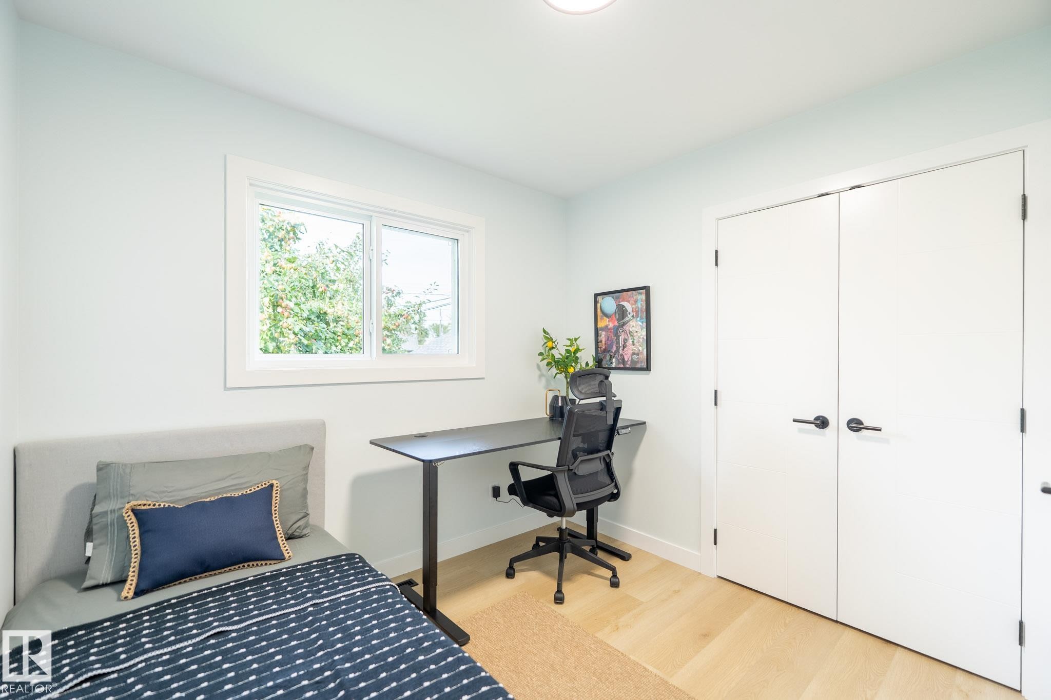 16136 109A Avenue Nw, Edmonton, AB