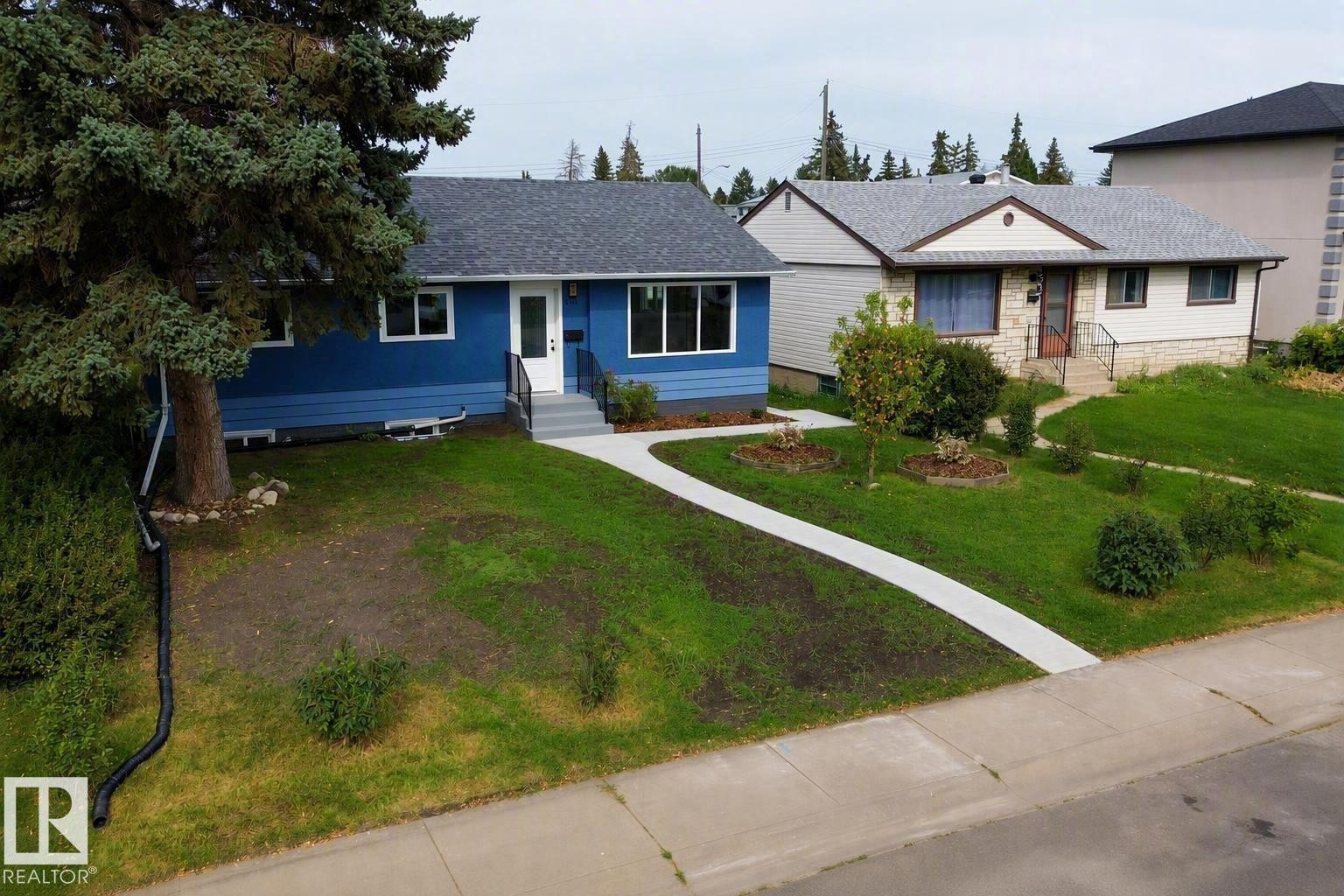 16136 109A Avenue Nw, Edmonton, AB