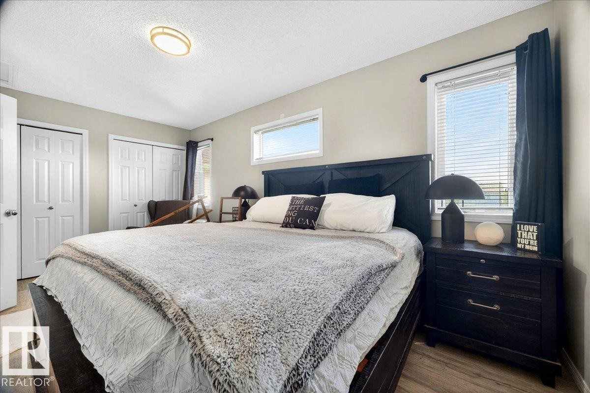 21339 91 Avenue Nw, Edmonton, AB