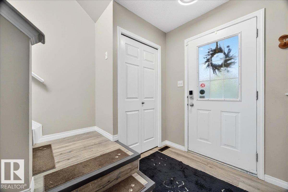 21339 91 Avenue Nw, Edmonton, AB