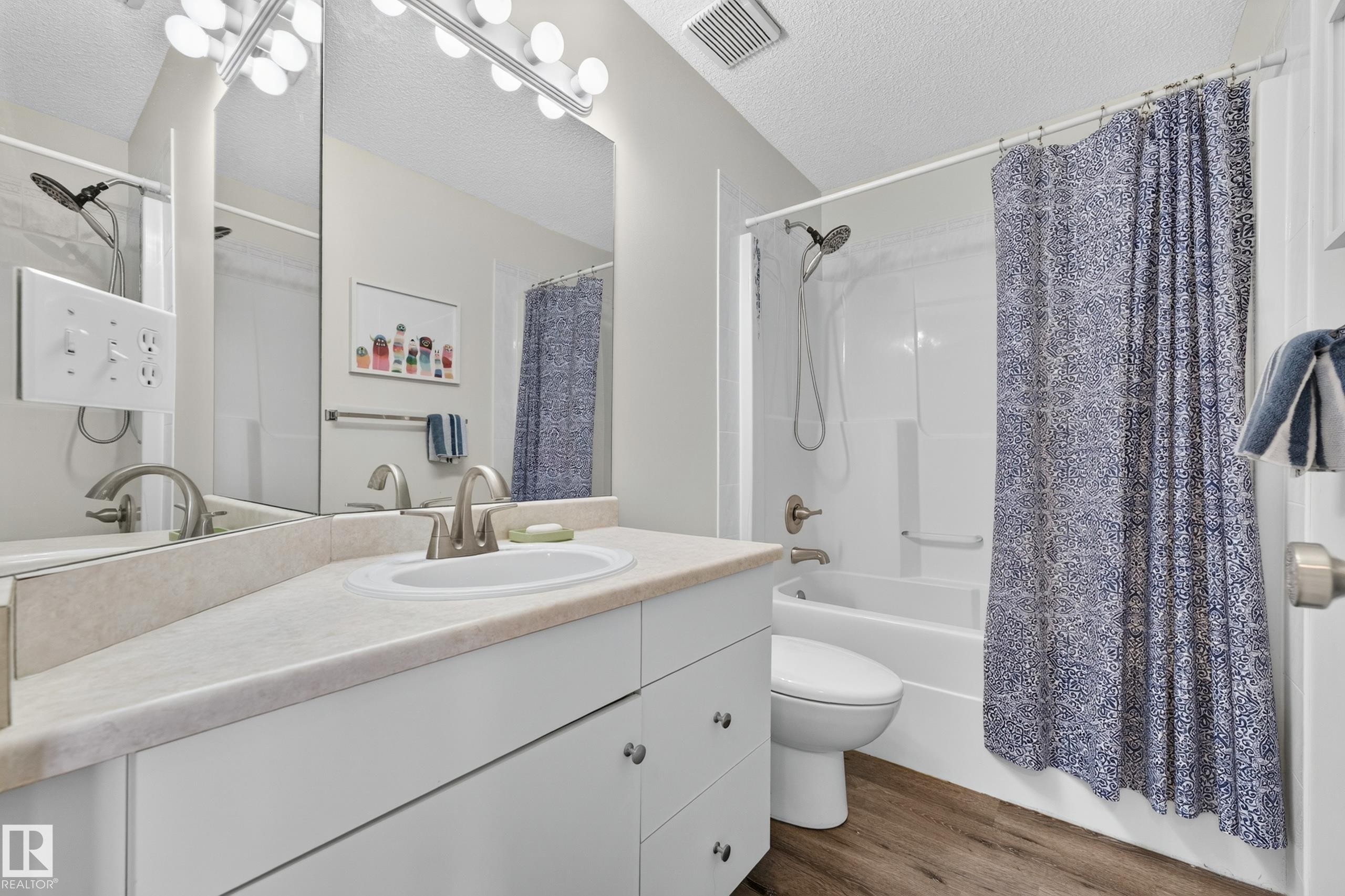 11813 11B Avenue Nw, Edmonton, AB