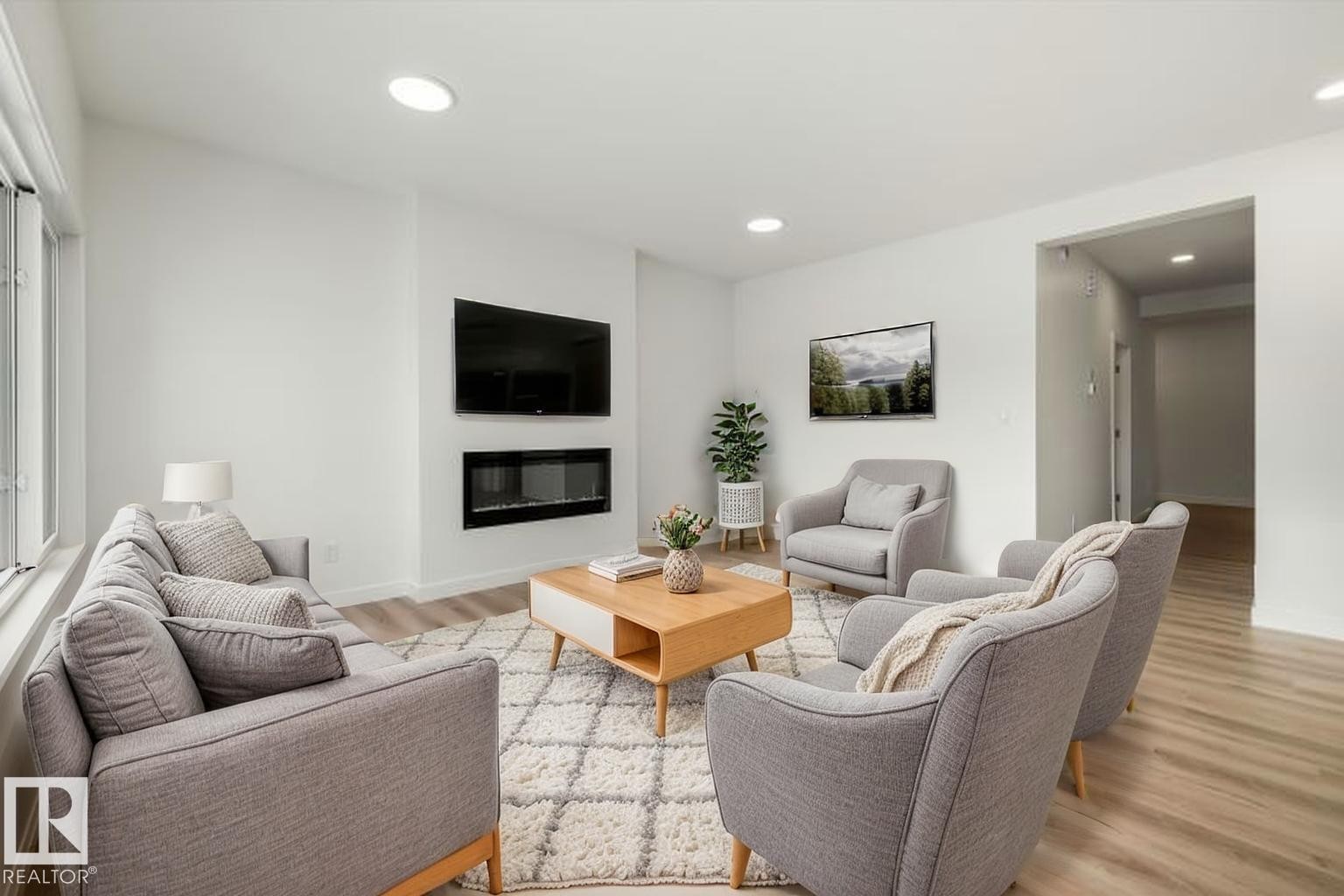 1315 11 Avenue Nw, Edmonton, AB - Indoor Photo Showing Living Room With Fireplace