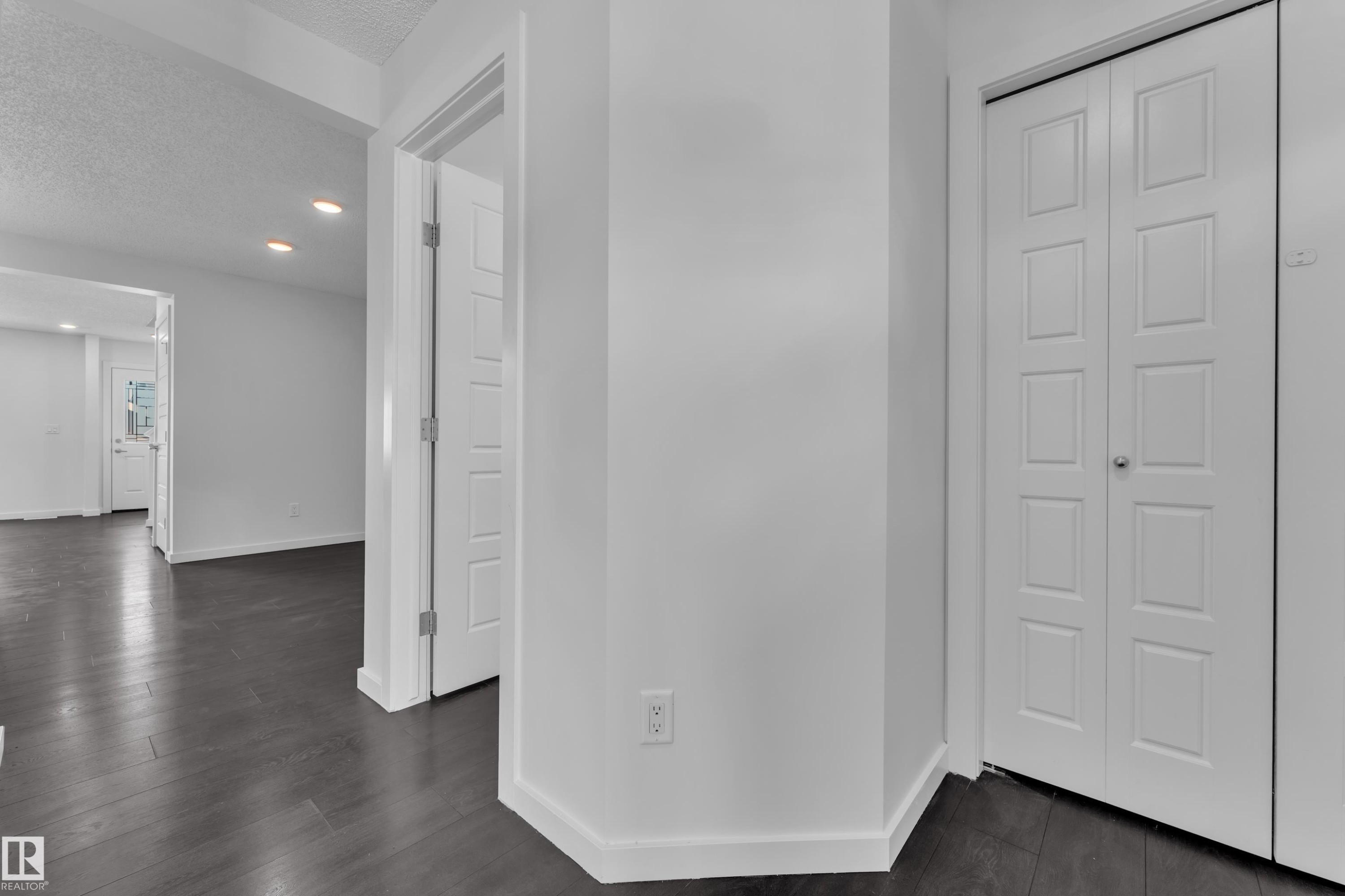 4118 6A Street Nw, Edmonton, AB