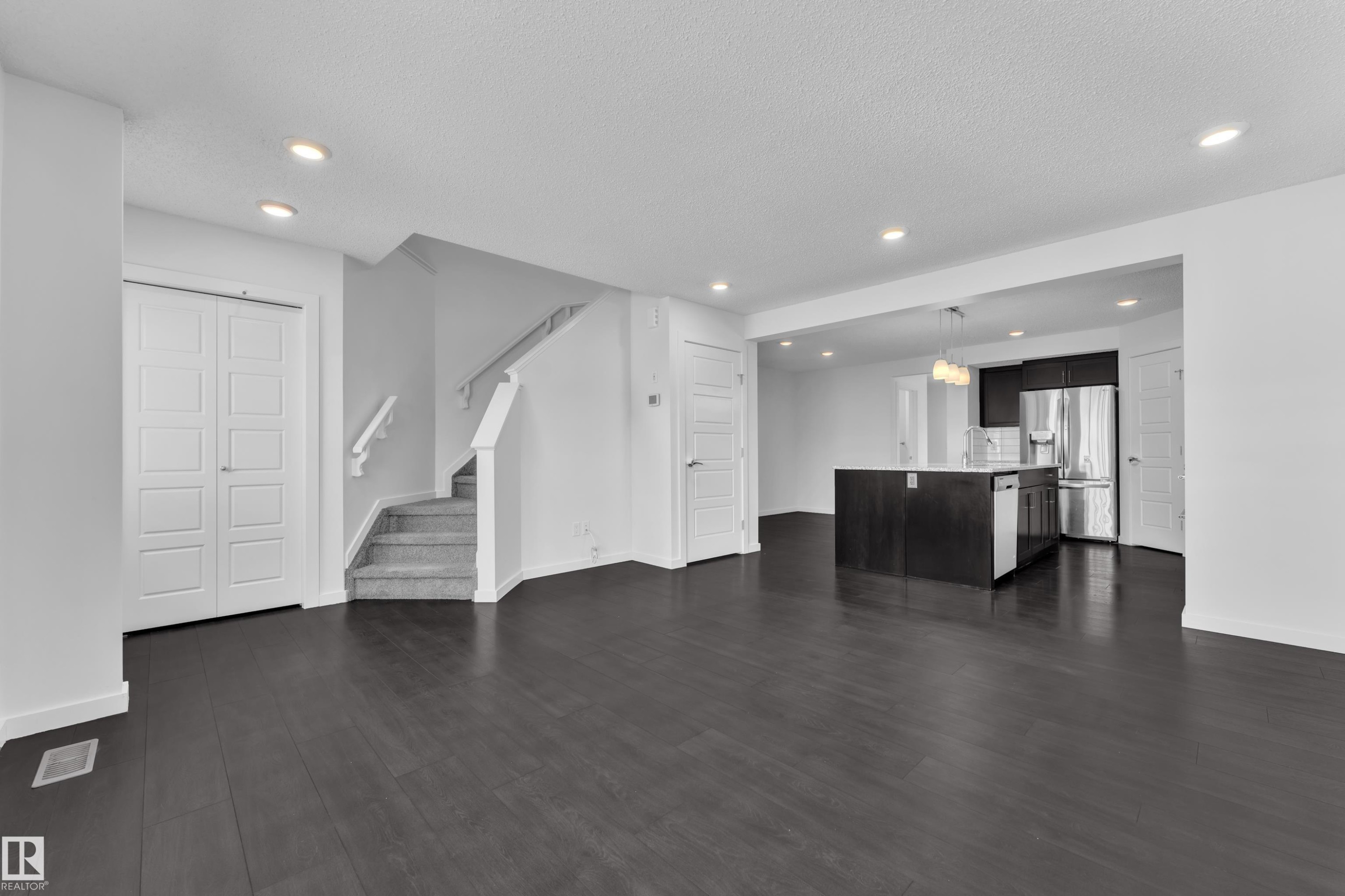 4118 6A Street Nw, Edmonton, AB