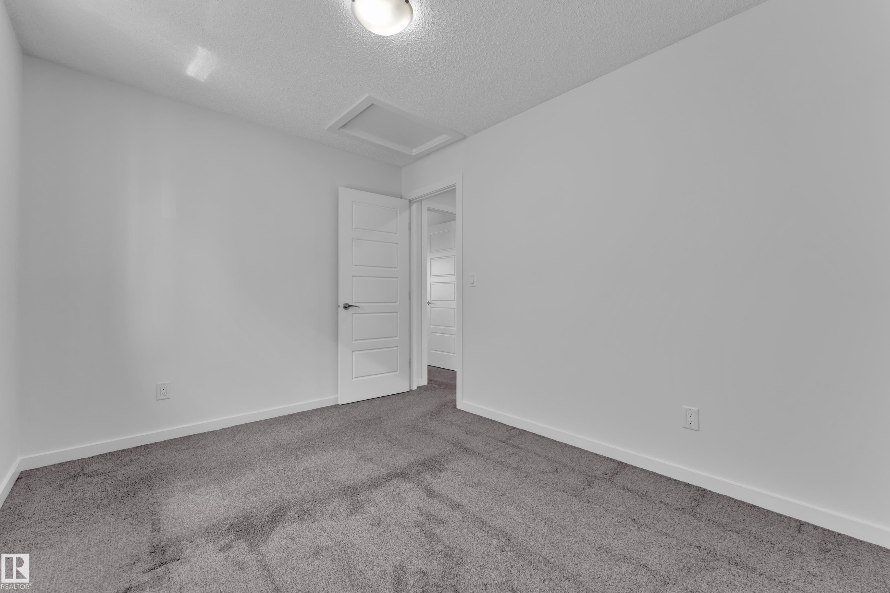 4118 6A Street Nw, Edmonton, AB