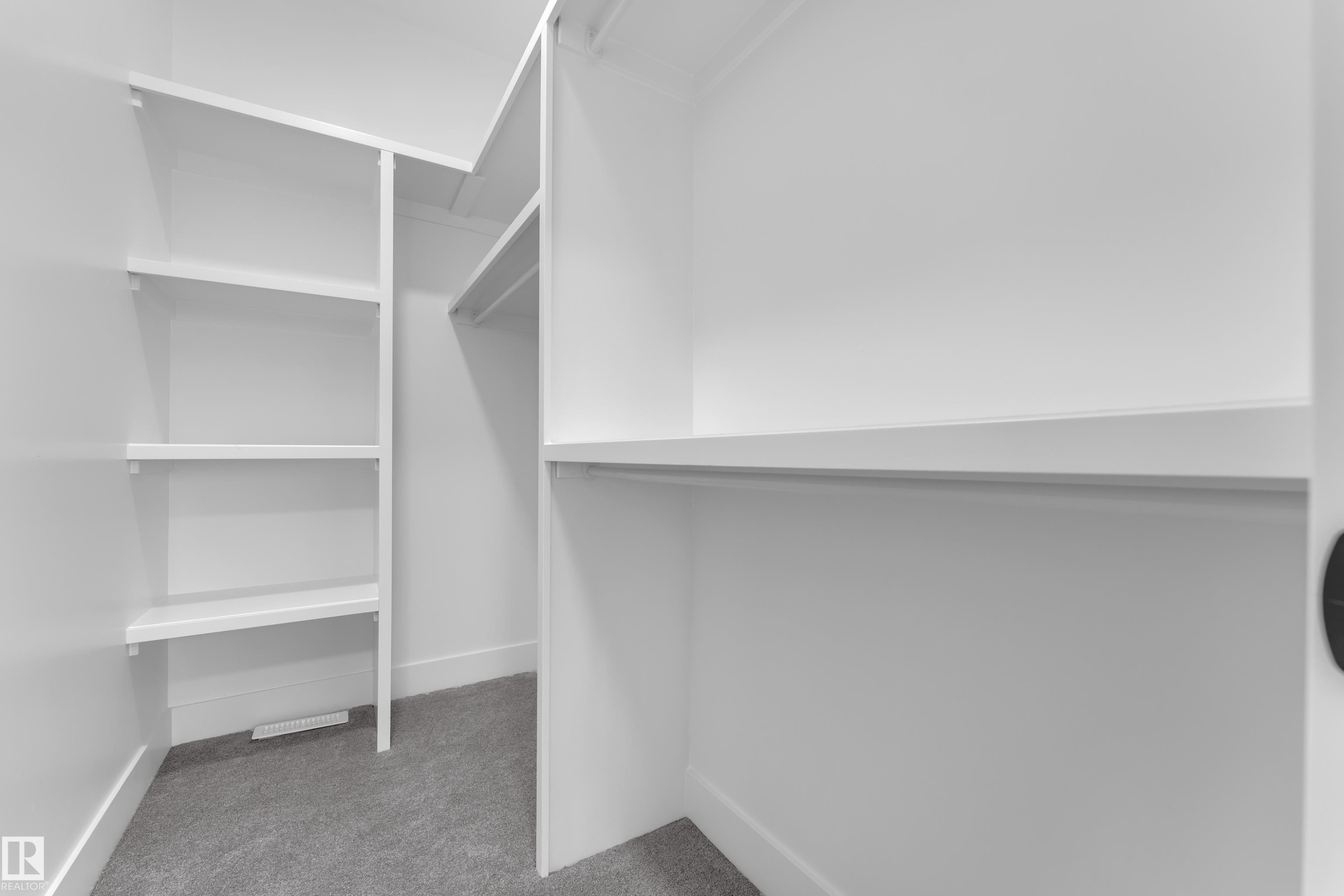 8450 Mayday Link Sw, Edmonton, AB - Indoor With Storage
