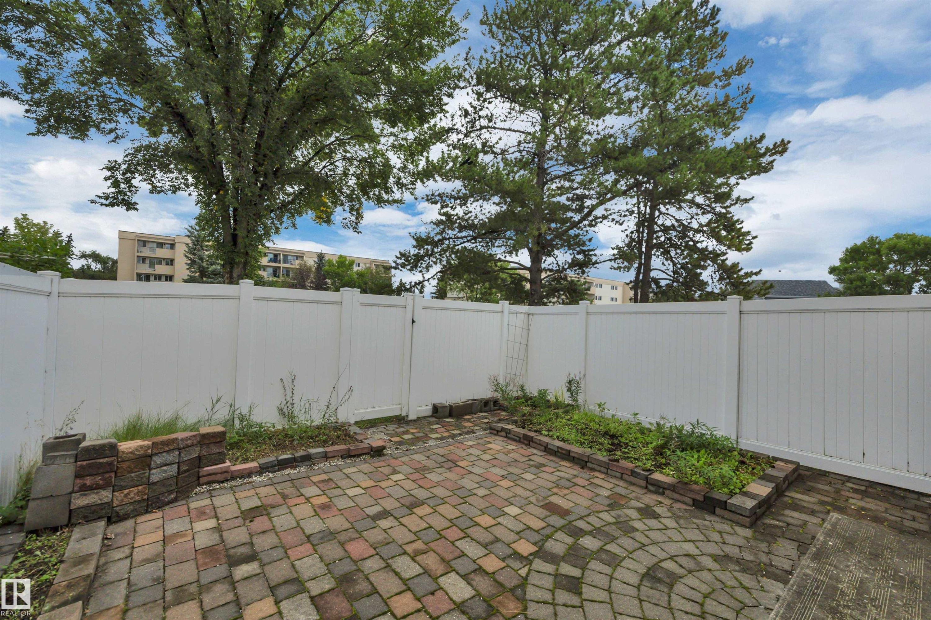 14644 52 Street Nw, Edmonton, AB