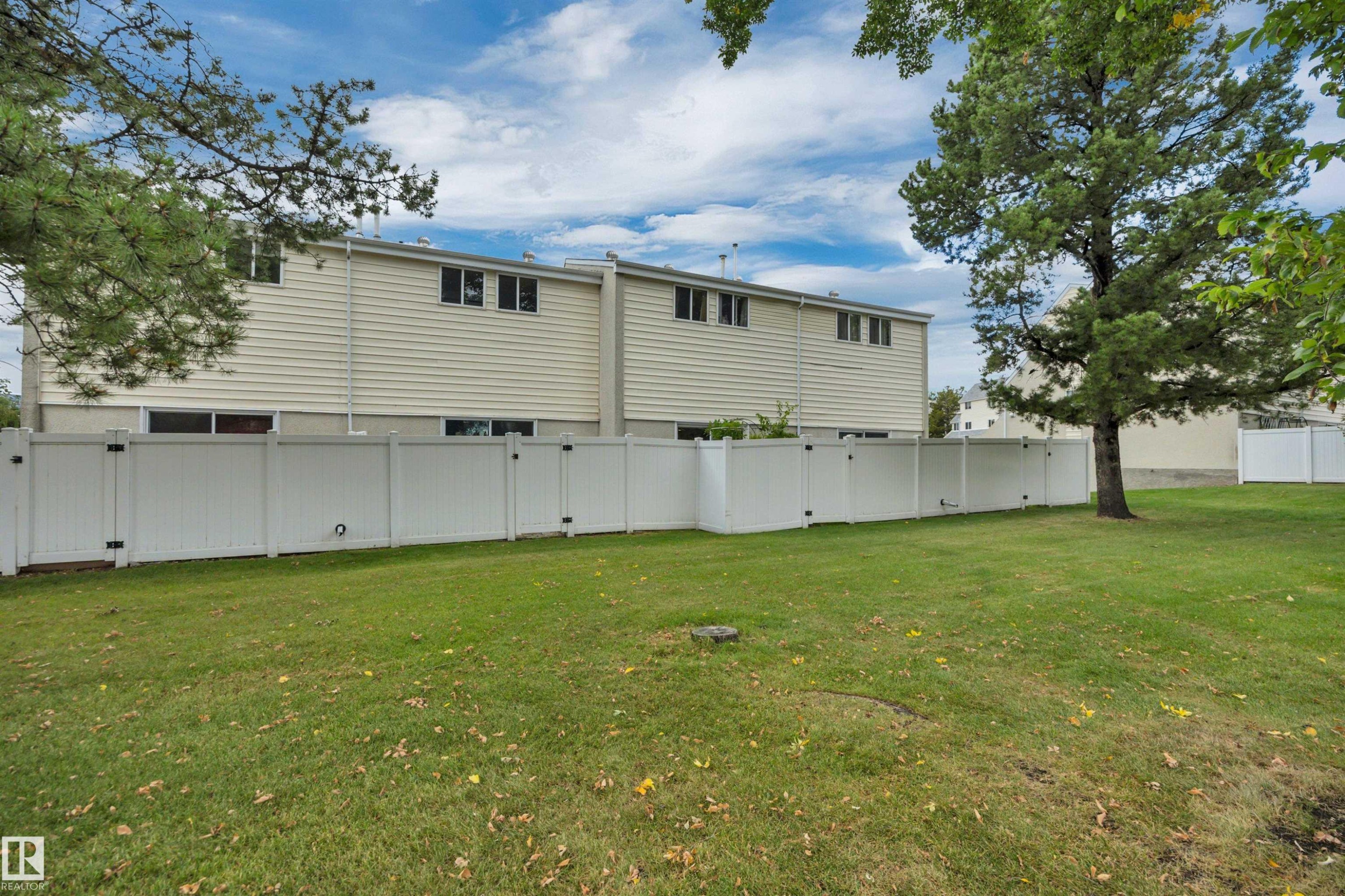 14644 52 Street Nw, Edmonton, AB