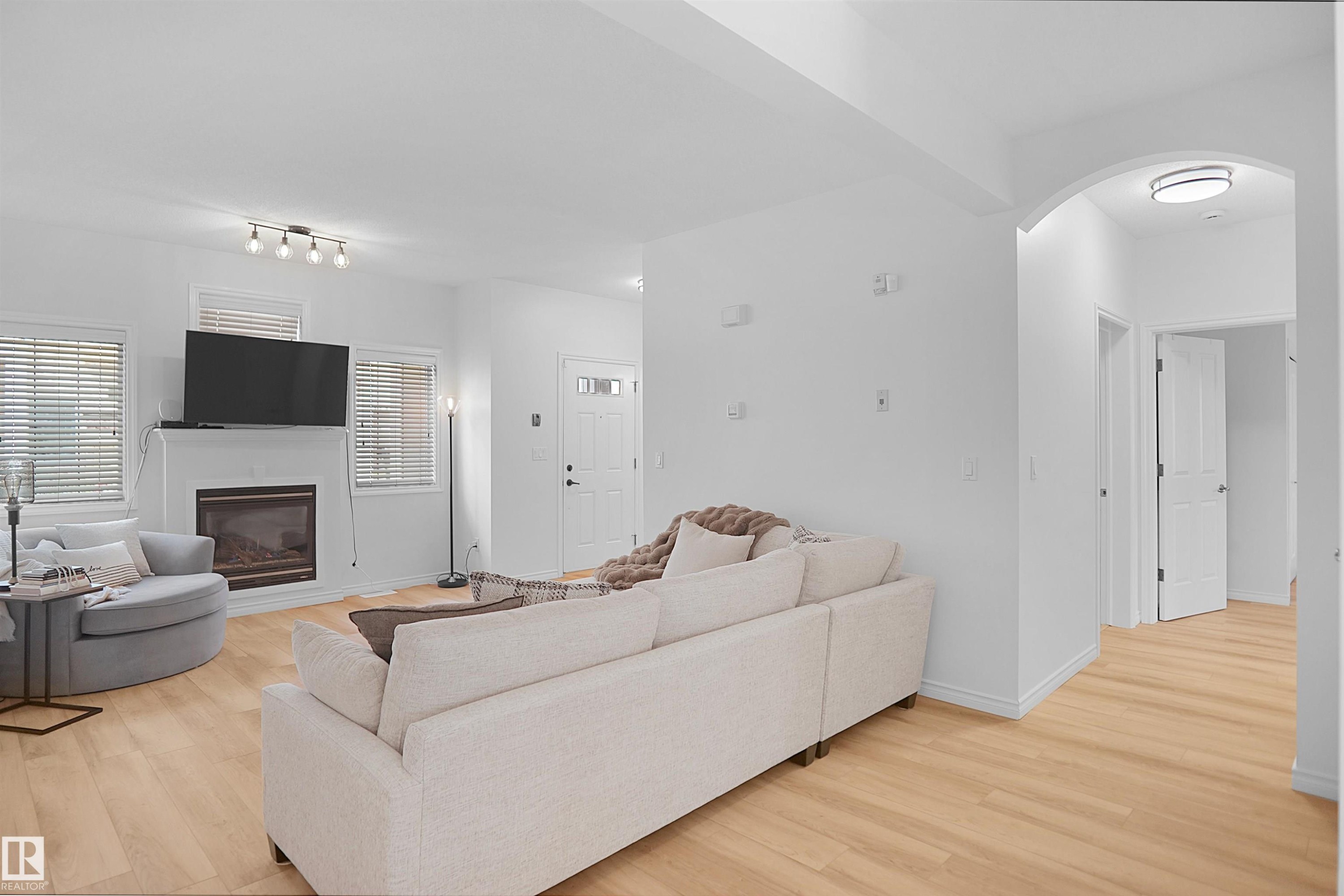 #53 13825 155 Av Nw, Edmonton, AB