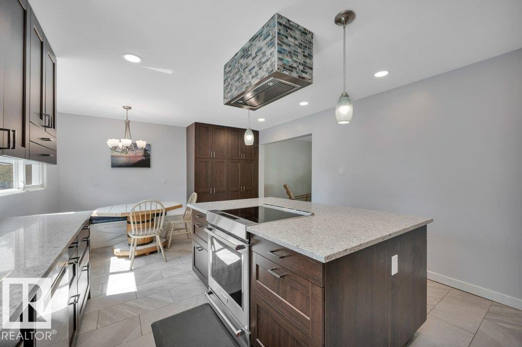 16211 78 Avenue Nw, Edmonton, AB