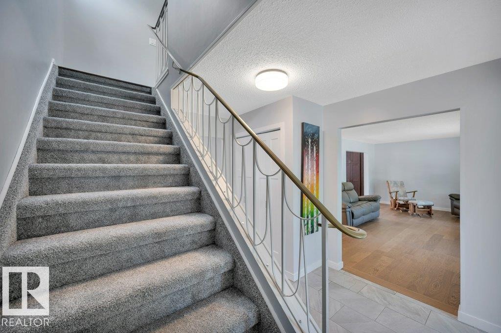 16211 78 Avenue Nw, Edmonton, AB