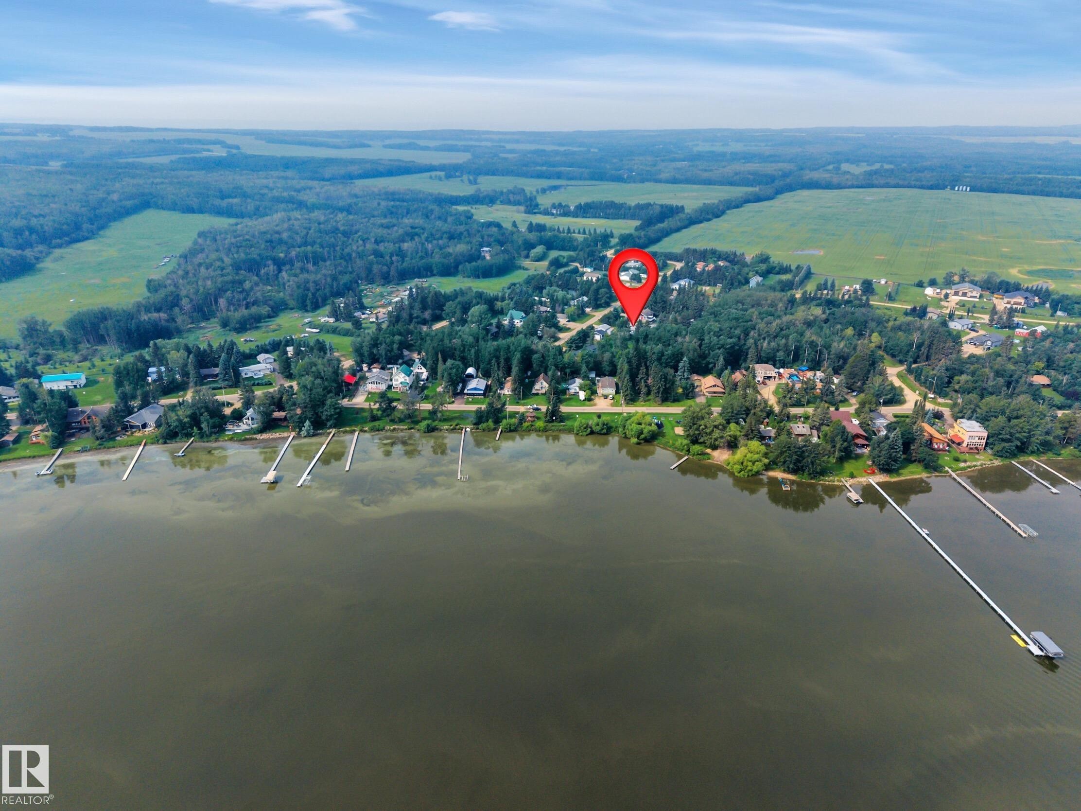 76 Buskmose Drive, Rural Wetaskiwin County, AB