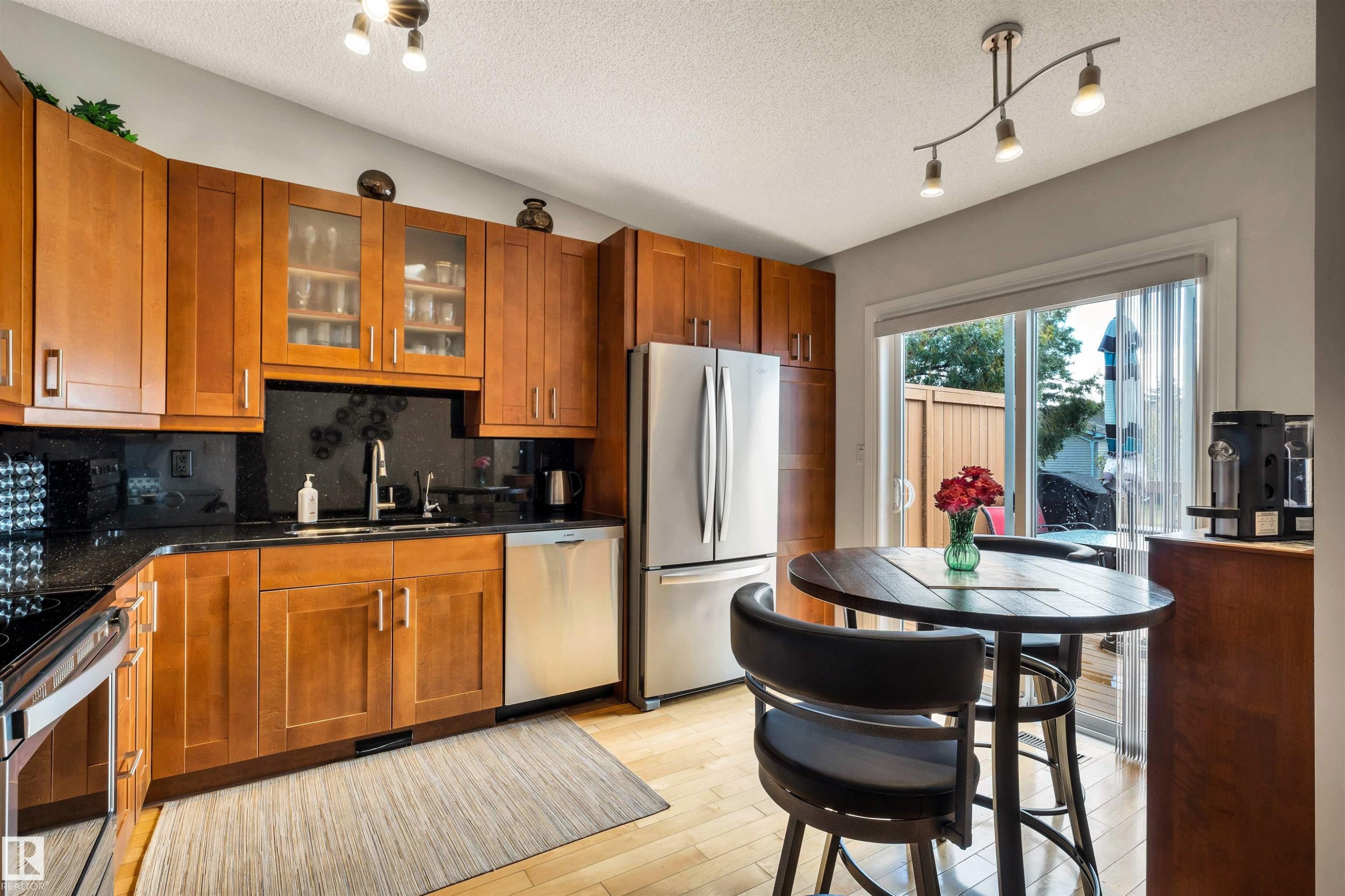 9958 176 Avenue Nw, Edmonton, AB