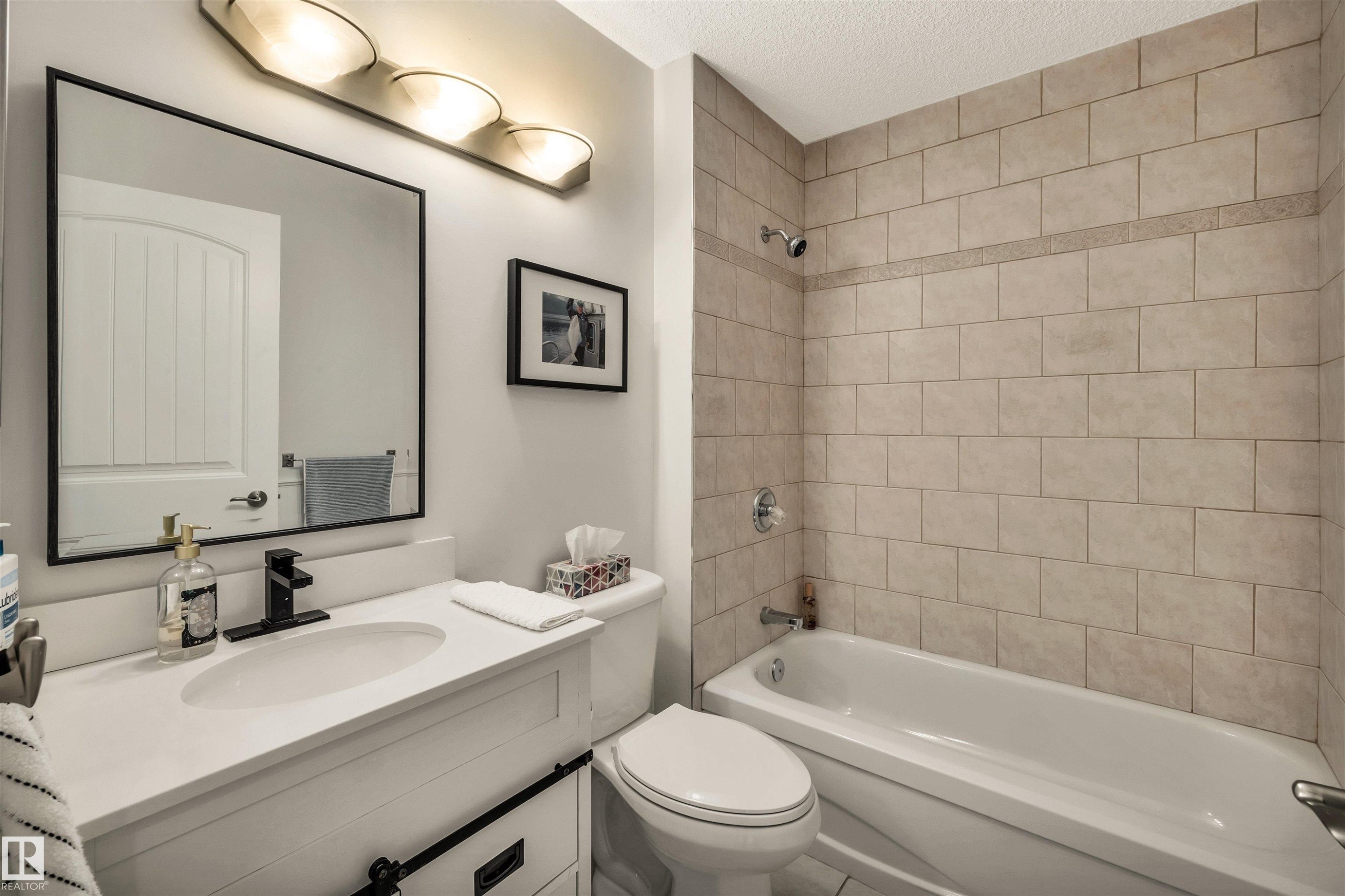 9958 176 Avenue Nw, Edmonton, AB