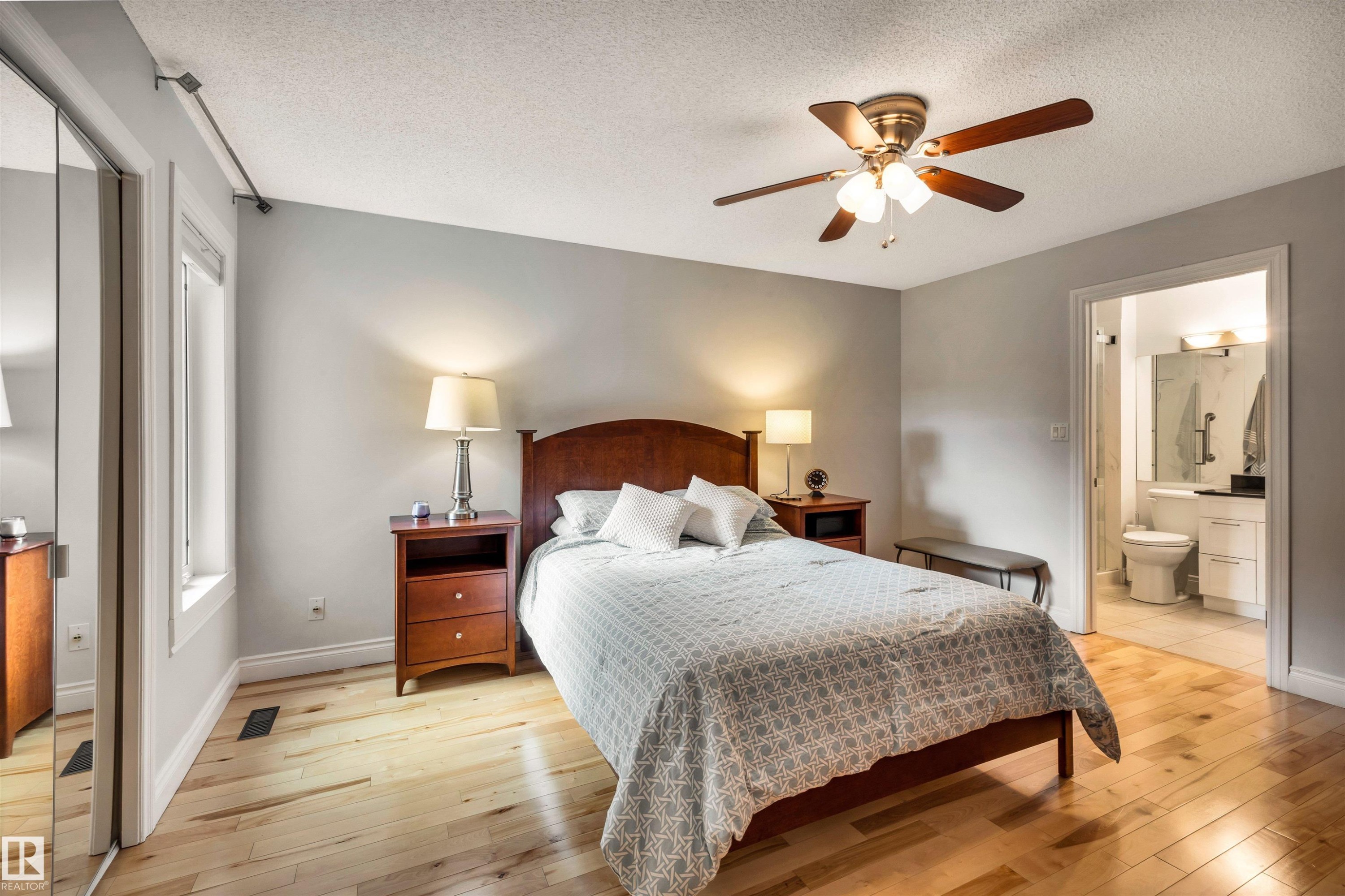 9958 176 Avenue Nw, Edmonton, AB