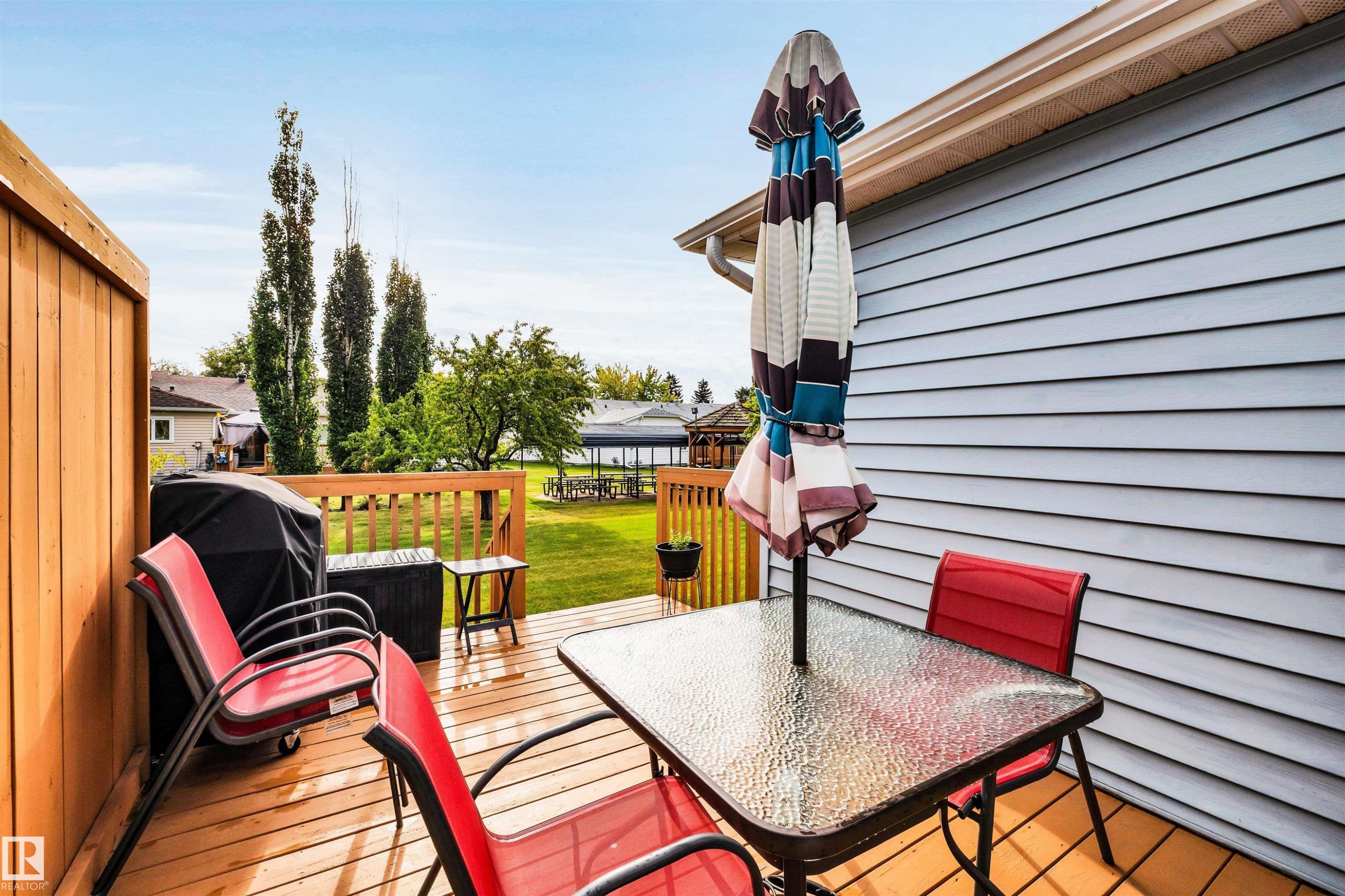 9958 176 Avenue Nw, Edmonton, AB