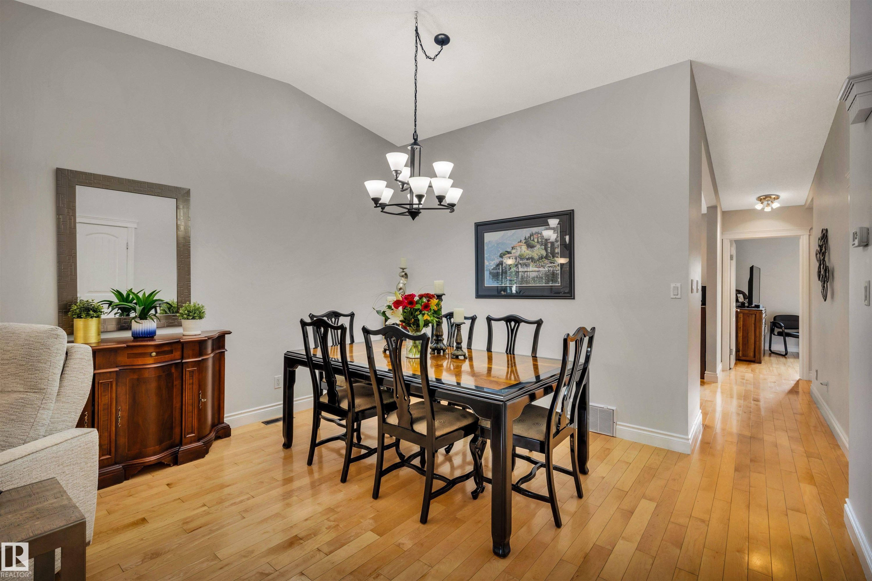 9958 176 Avenue Nw, Edmonton, AB