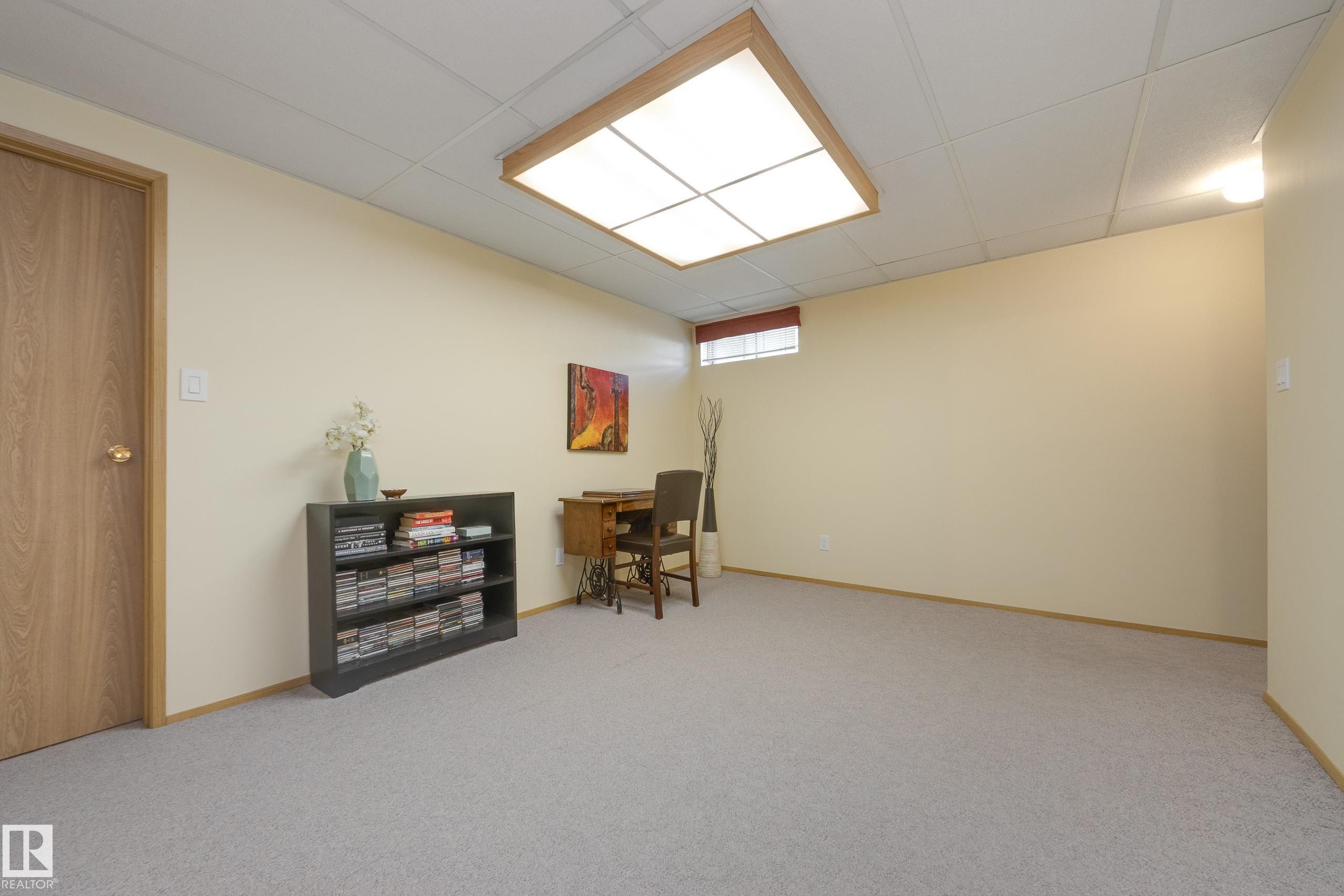4904 11 Avenue Nw, Edmonton, AB