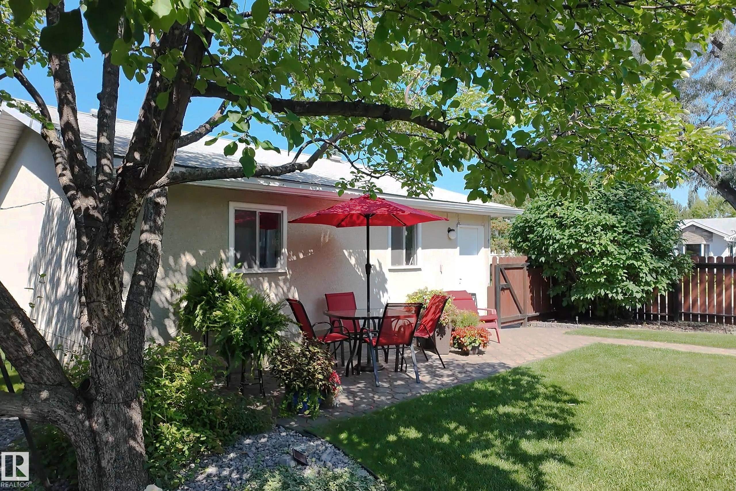 4904 11 Avenue Nw, Edmonton, AB