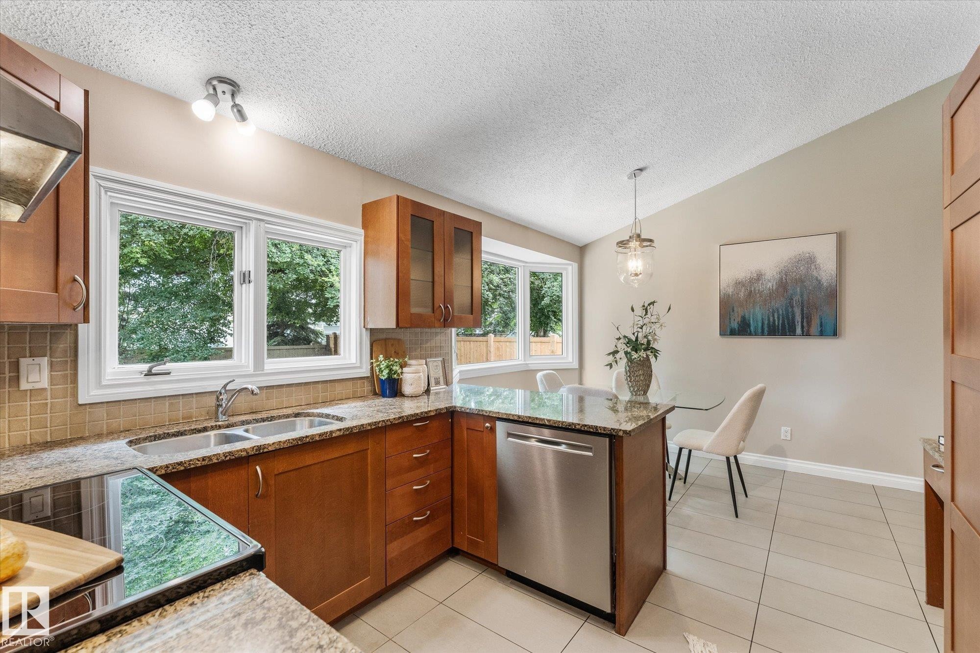 144 Gariepy Crescent Nw, Edmonton, AB