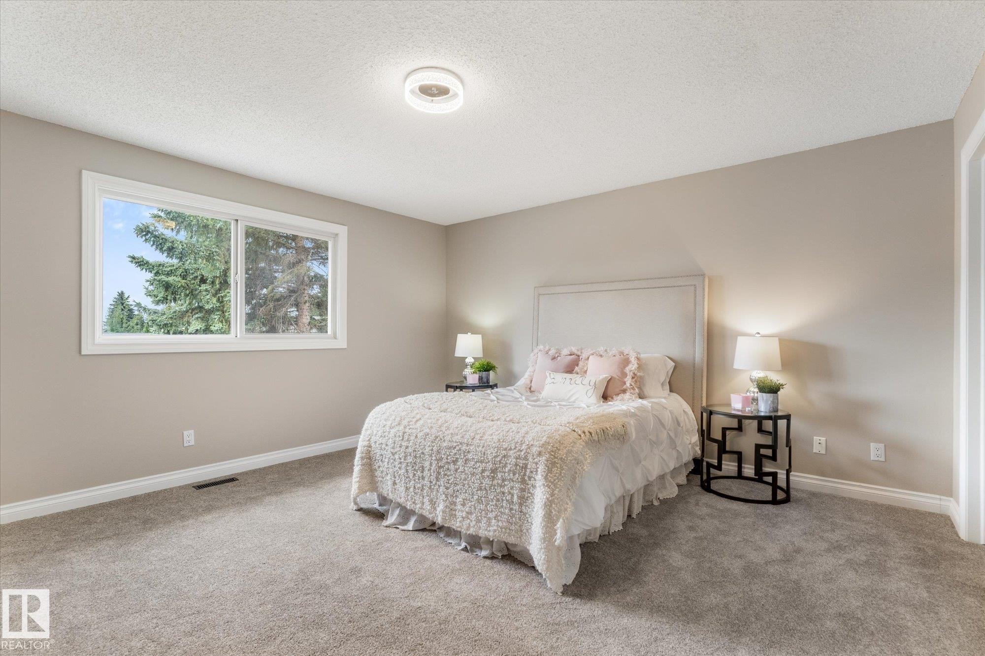 144 Gariepy Crescent Nw, Edmonton, AB