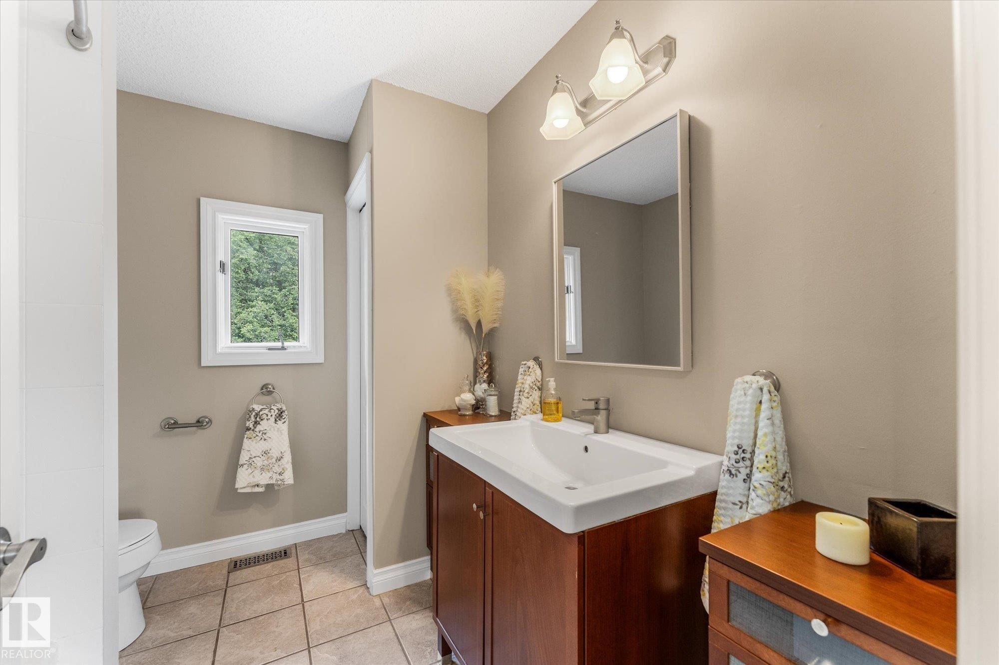 144 Gariepy Crescent Nw, Edmonton, AB