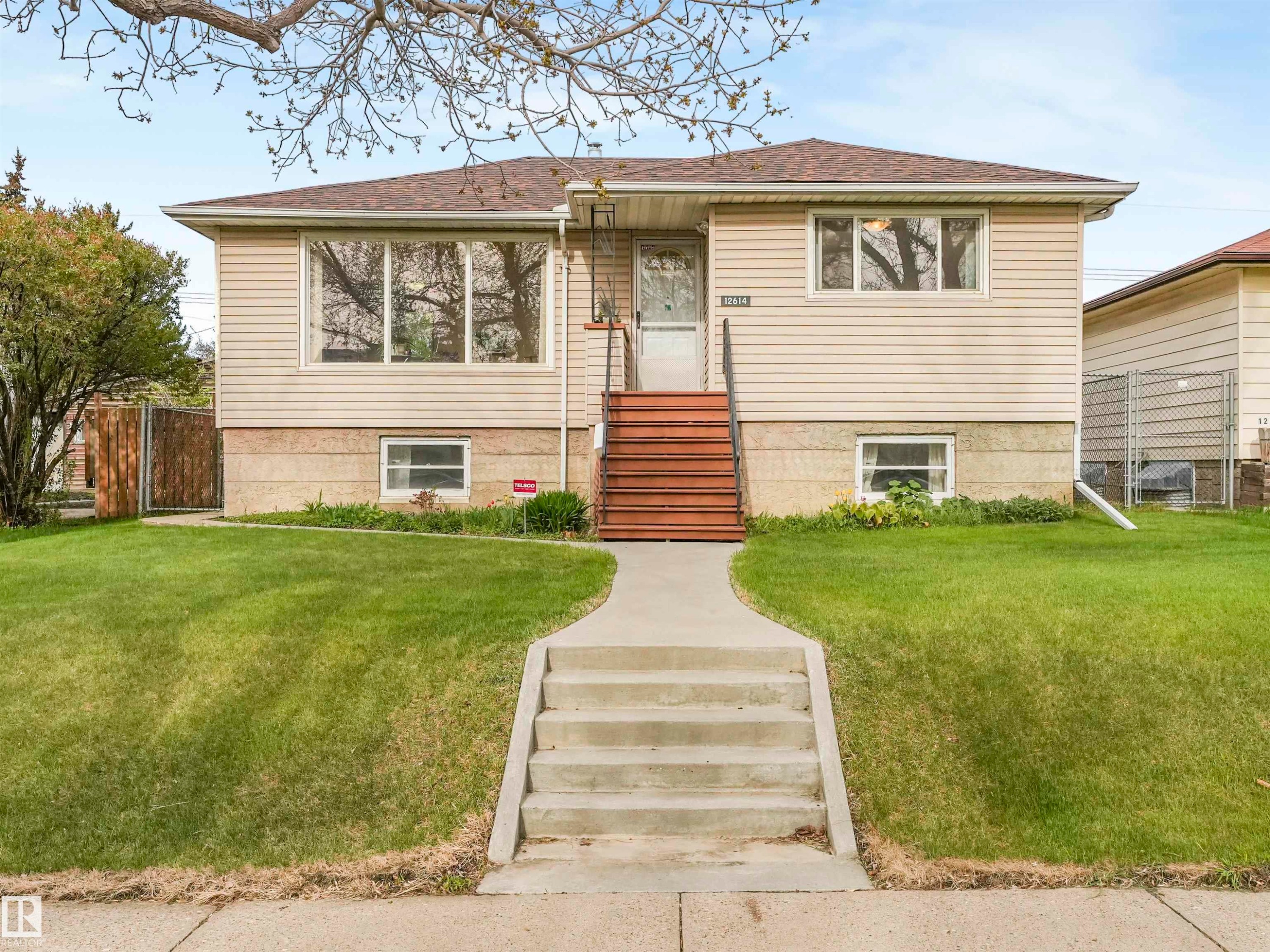 12614 69 Street Nw, Edmonton, AB