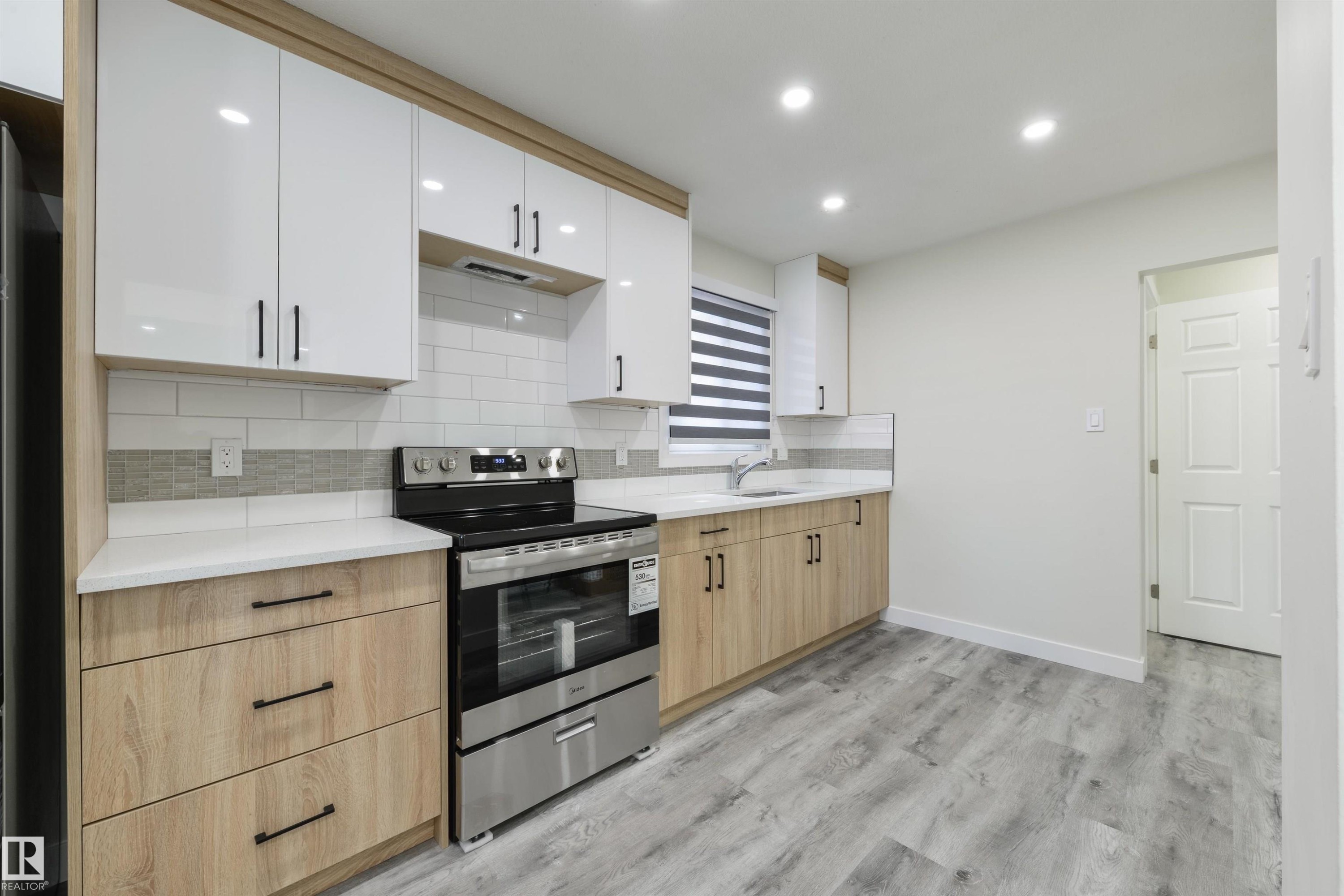 8019 141 Avenue Nw, Edmonton, AB