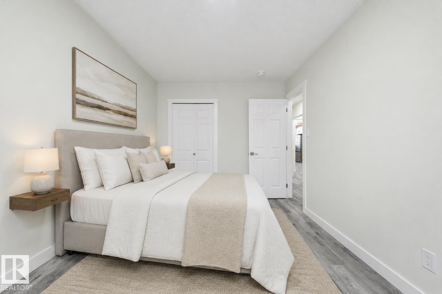 8019 141 Avenue Nw, Edmonton, AB