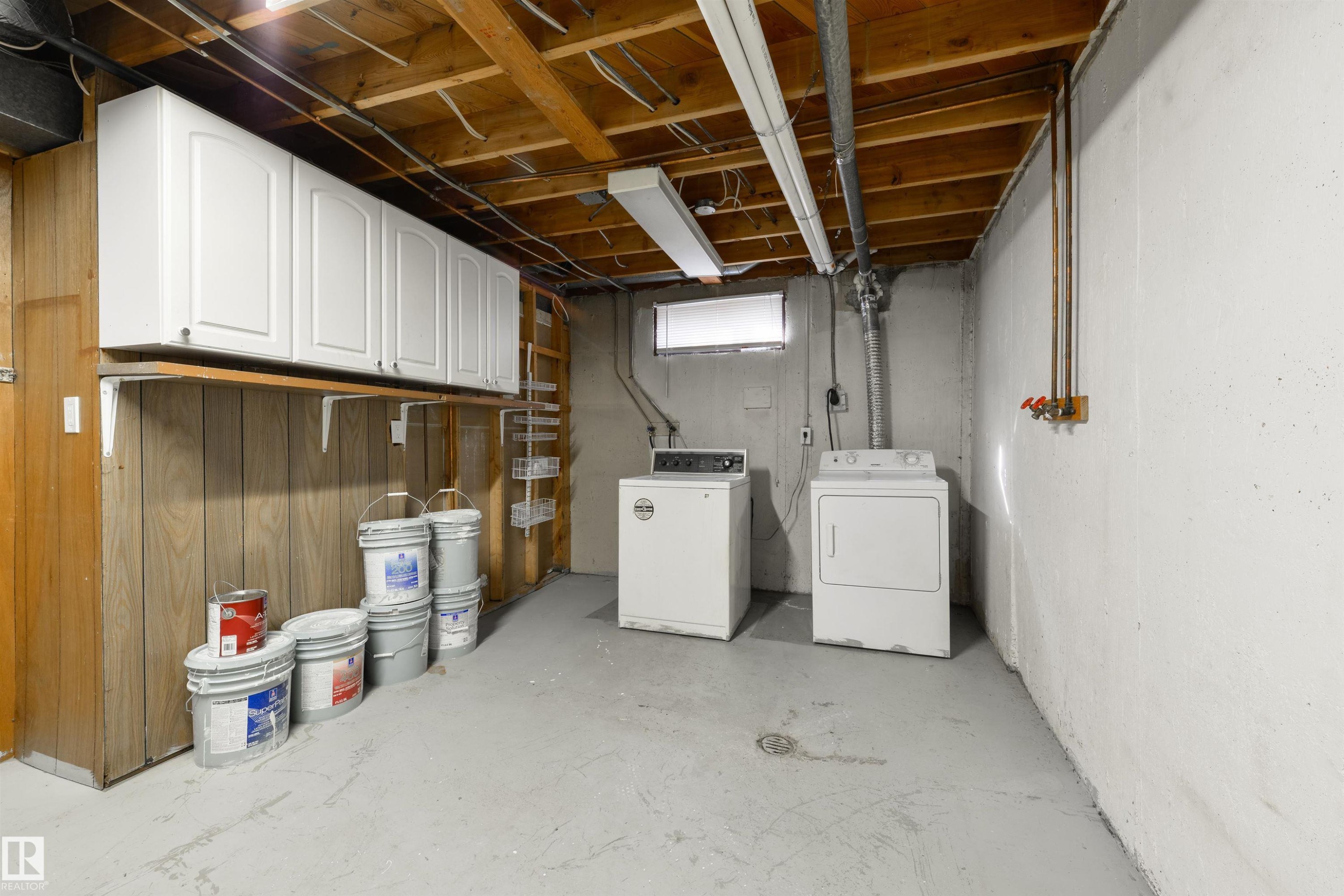 8019 141 Avenue Nw, Edmonton, AB