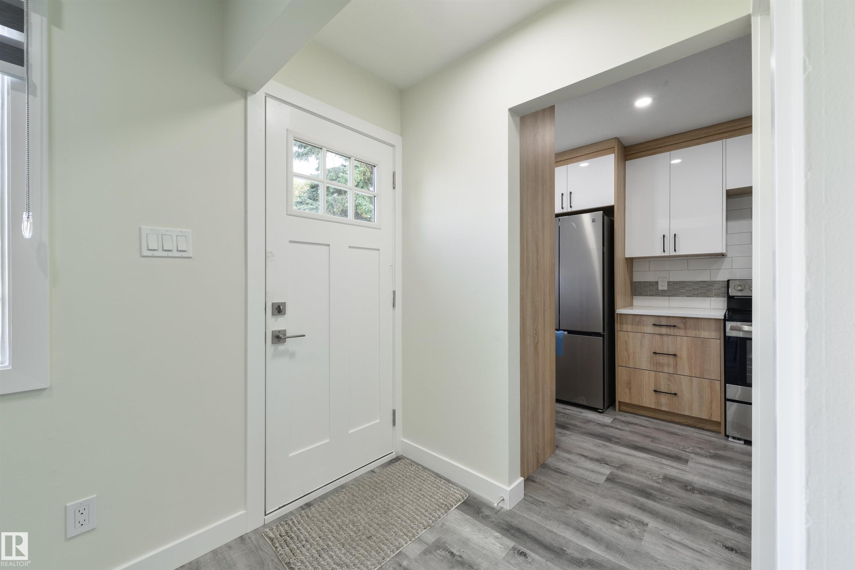 8019 141 Avenue Nw, Edmonton, AB