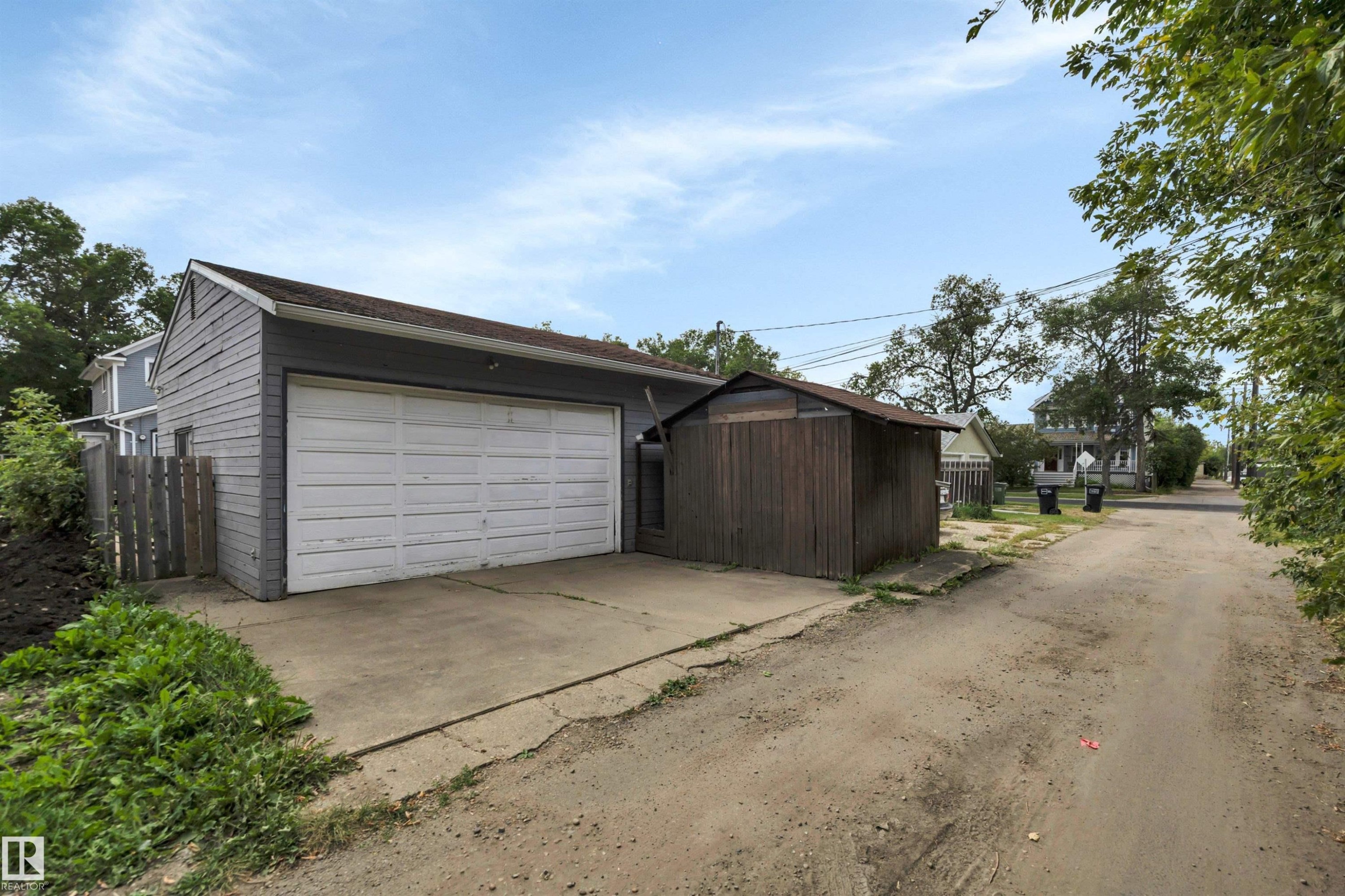 10524 75 Avenue Nw, Edmonton, AB