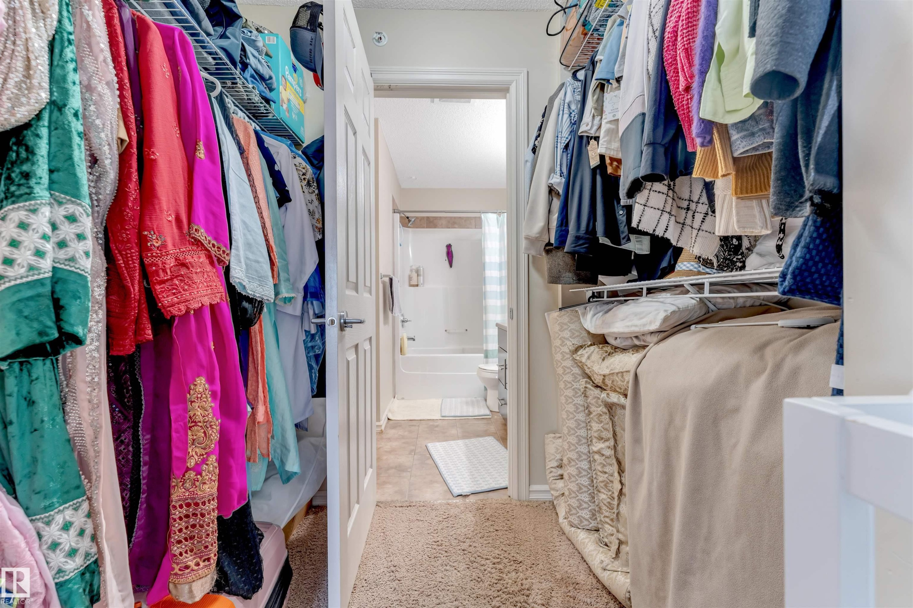 #409 2204 44 Av Nw, Edmonton, AB - Indoor With Storage
