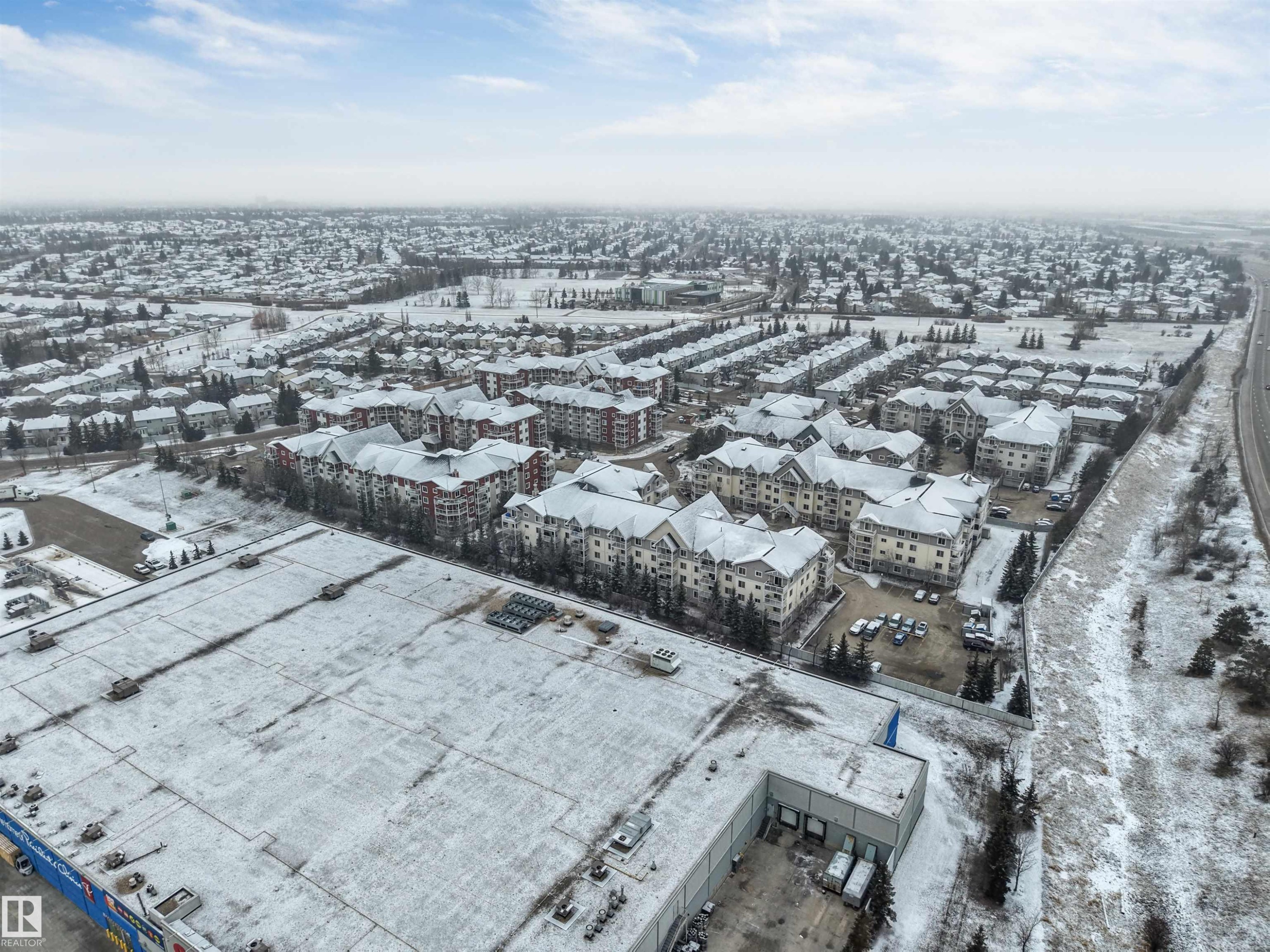 #409 2204 44 Av Nw, Edmonton, AB - Outdoor With View