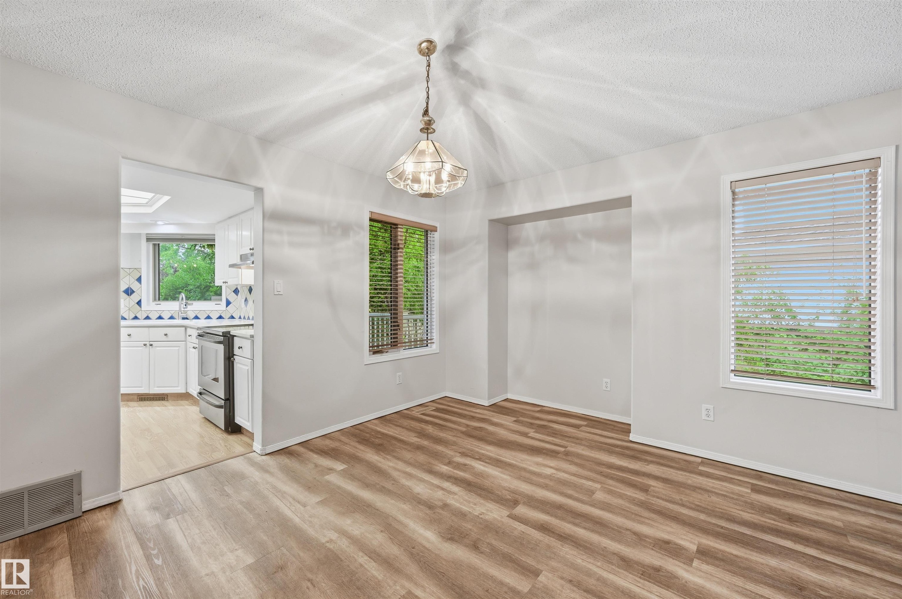 219 Buchanan Close Nw, Edmonton, AB