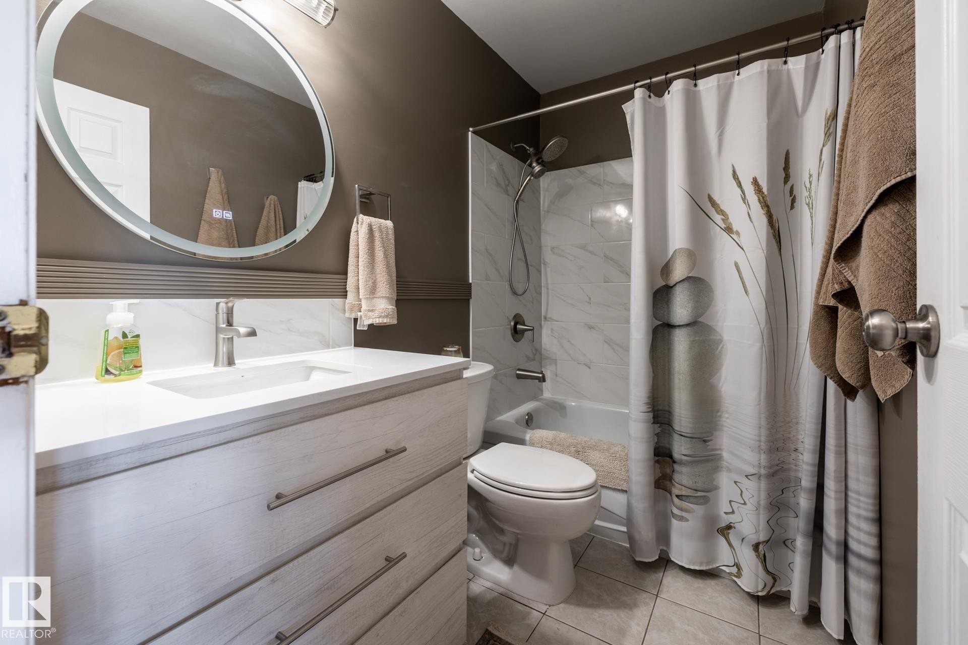 #31 4707 126 Av Nw, Edmonton, AB