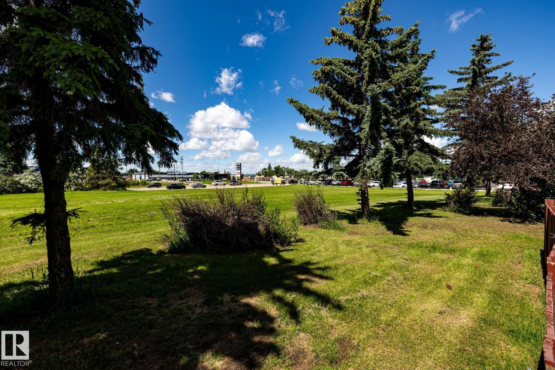 #31 4707 126 Av Nw, Edmonton, AB