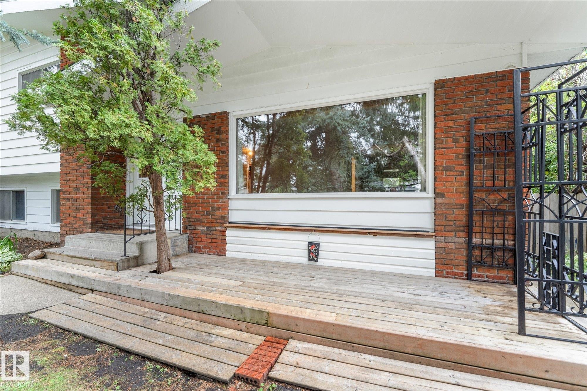 11311 Malmo Road Nw, Edmonton, AB