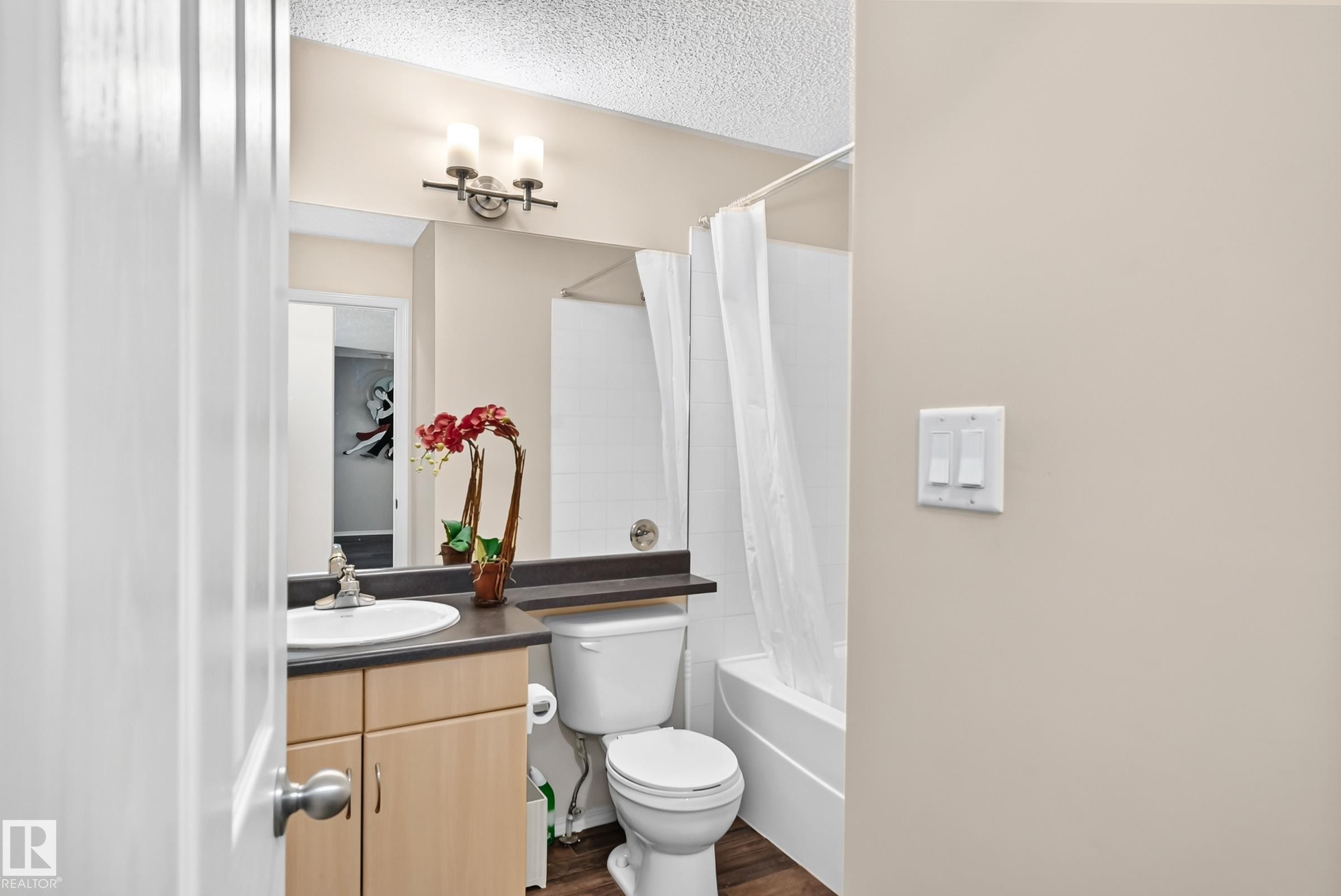 #232 16311 95 St Nw, Edmonton, AB