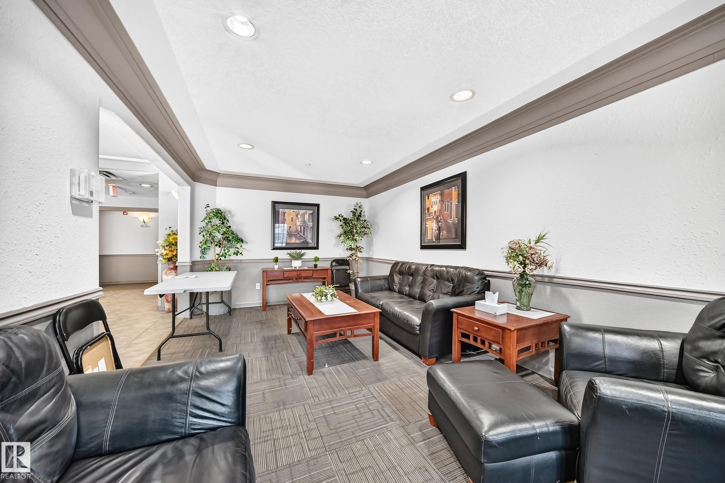 #232 16311 95 St Nw, Edmonton, AB
