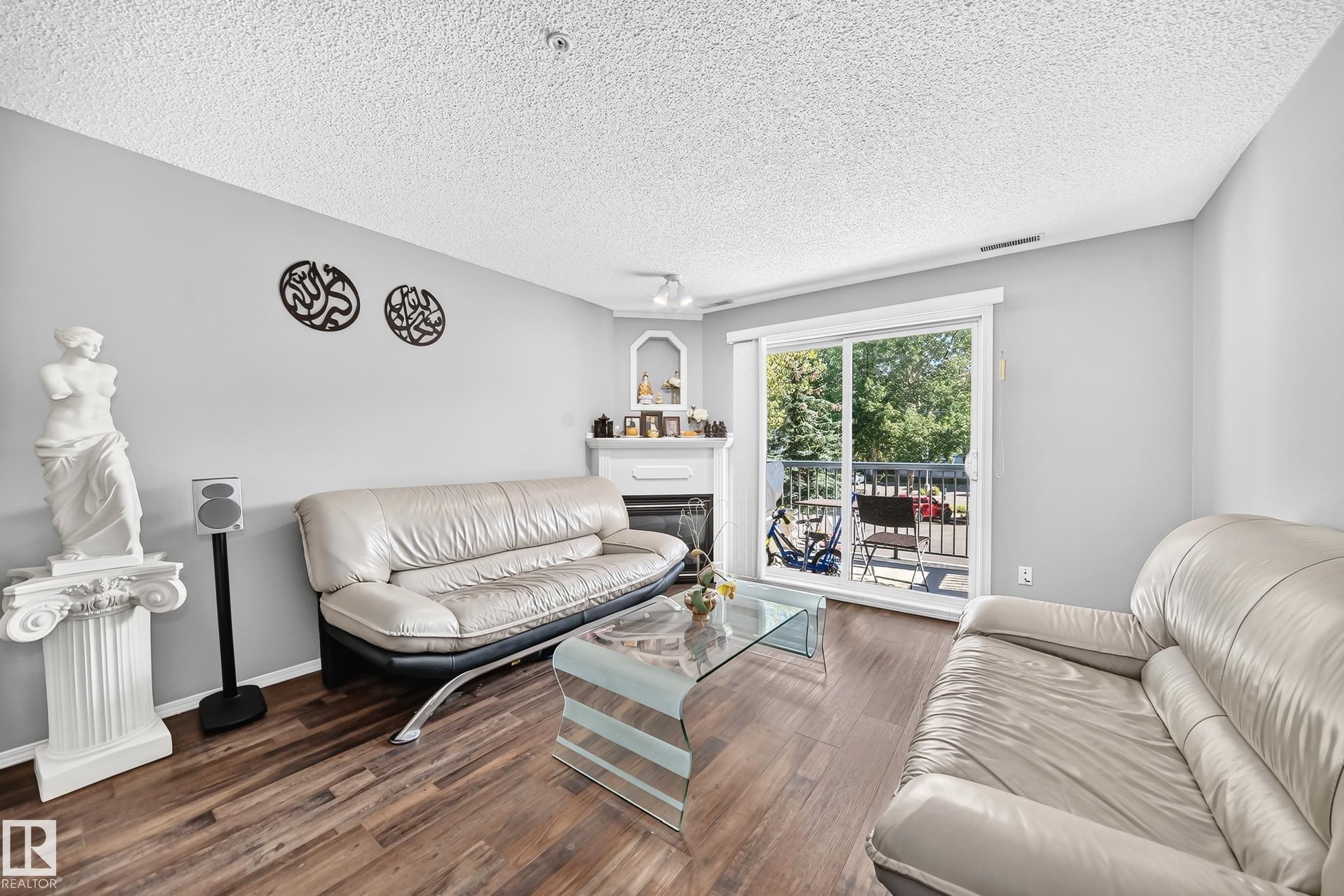 #232 16311 95 St Nw, Edmonton, AB